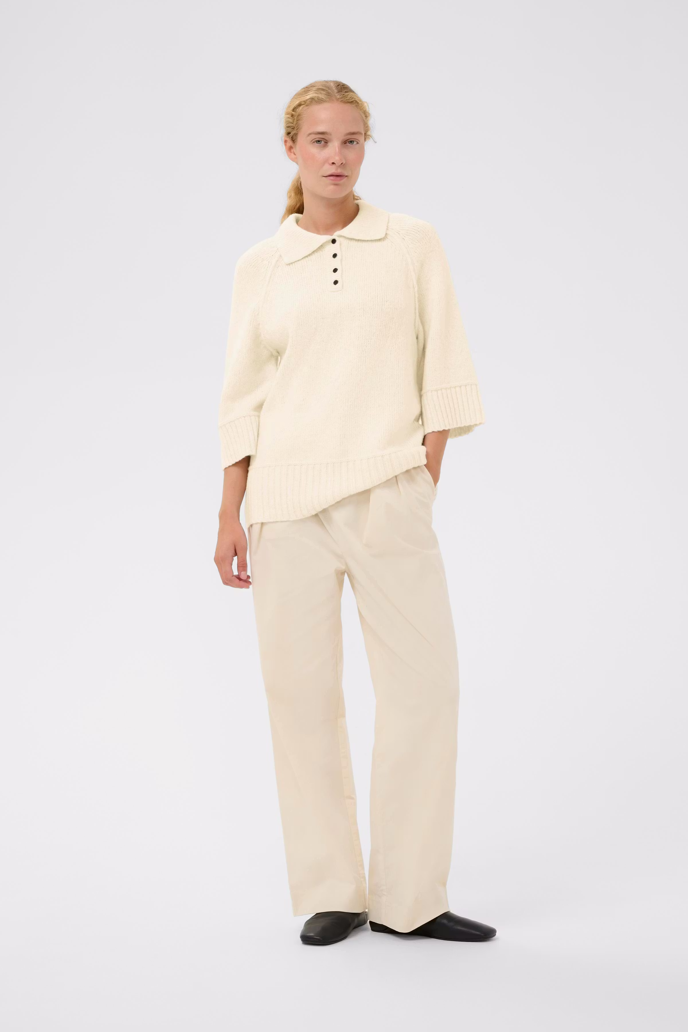 NUMAIW Pullover LOOKBOOK FRONT 30112155-110701