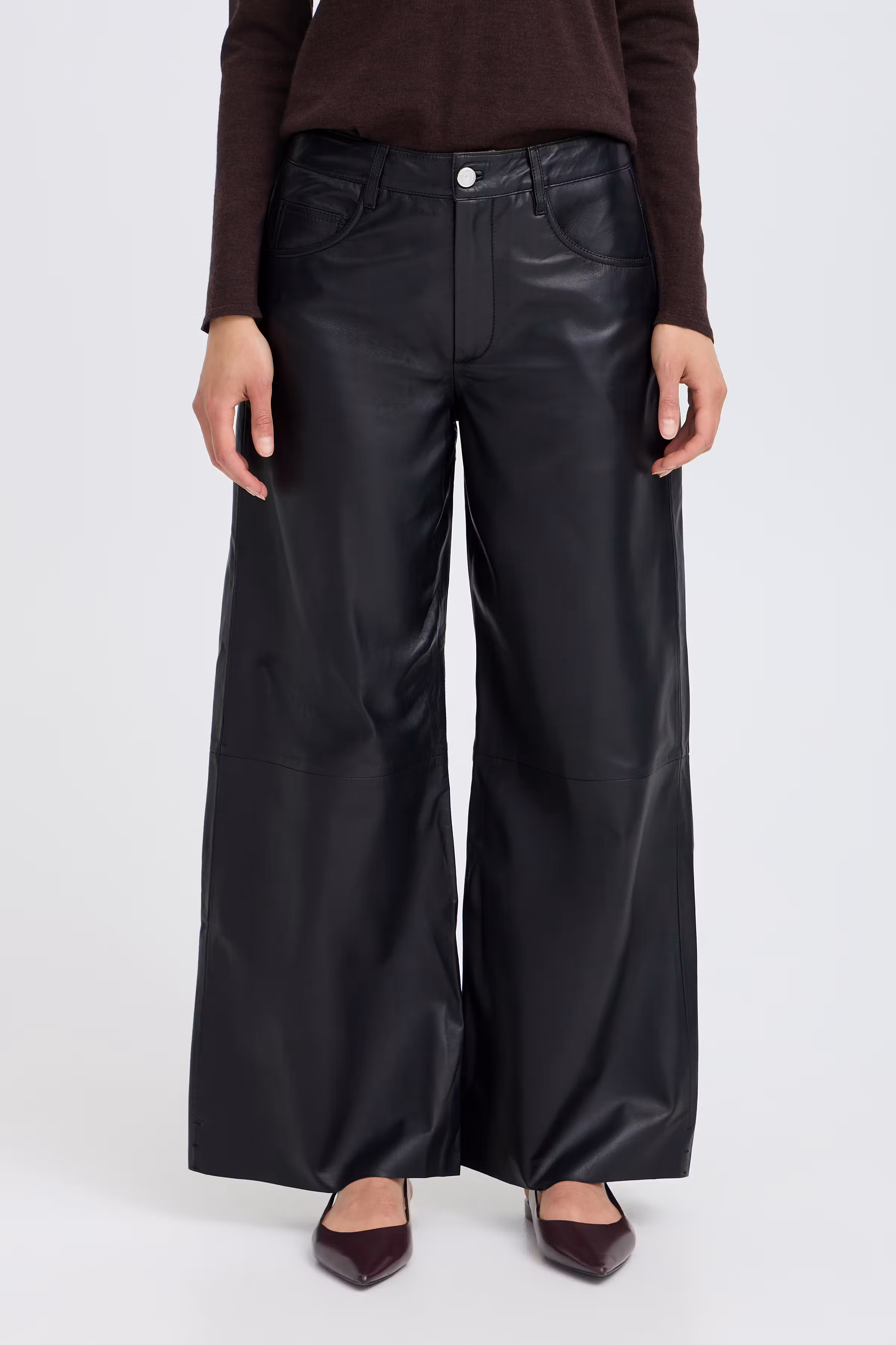 FRVIONNA Byxor LOOKBOOK FRONT 20618575-194008