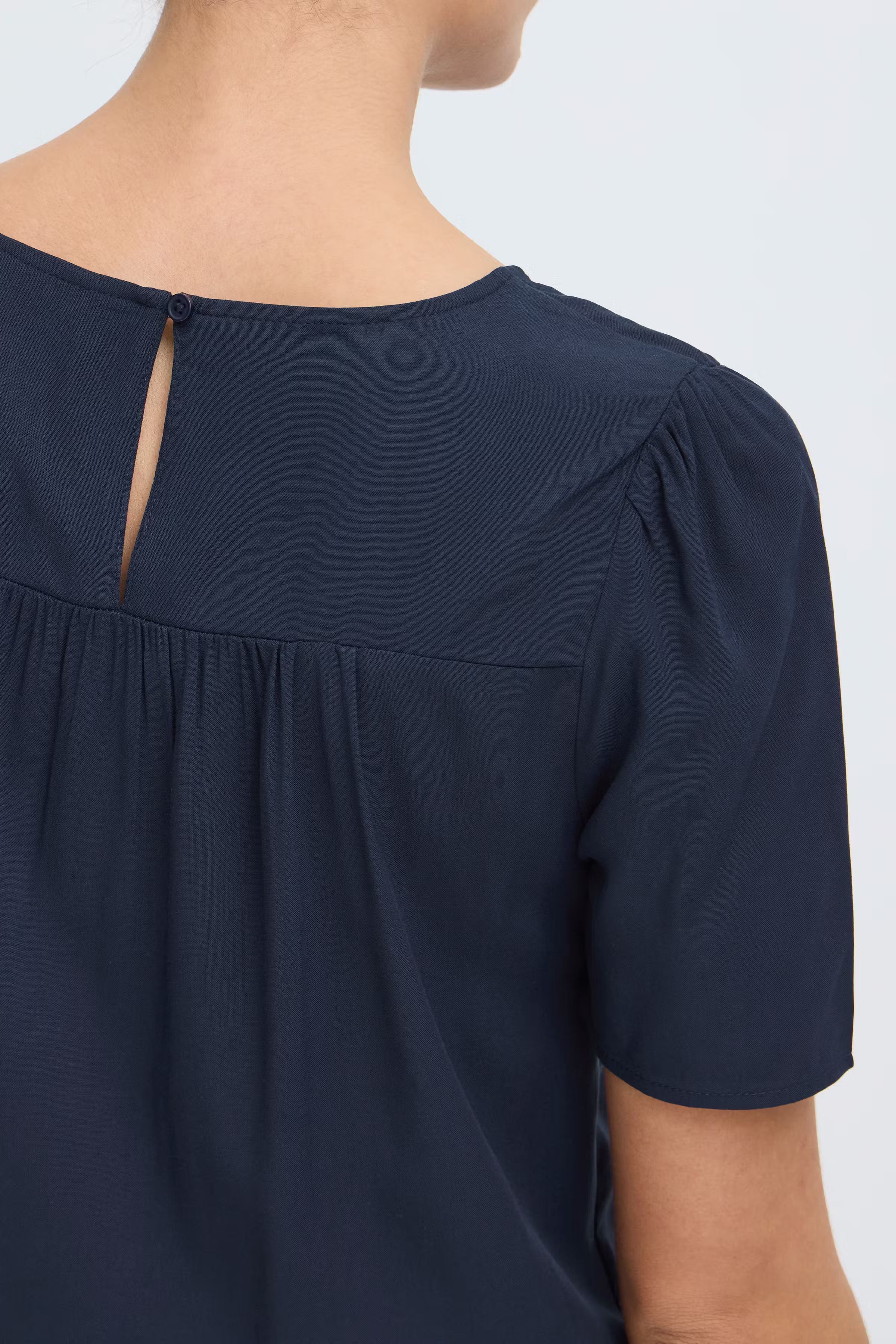 BYMMJOELLA Blouse LOOKBOOK DETAIL 20811222-194020