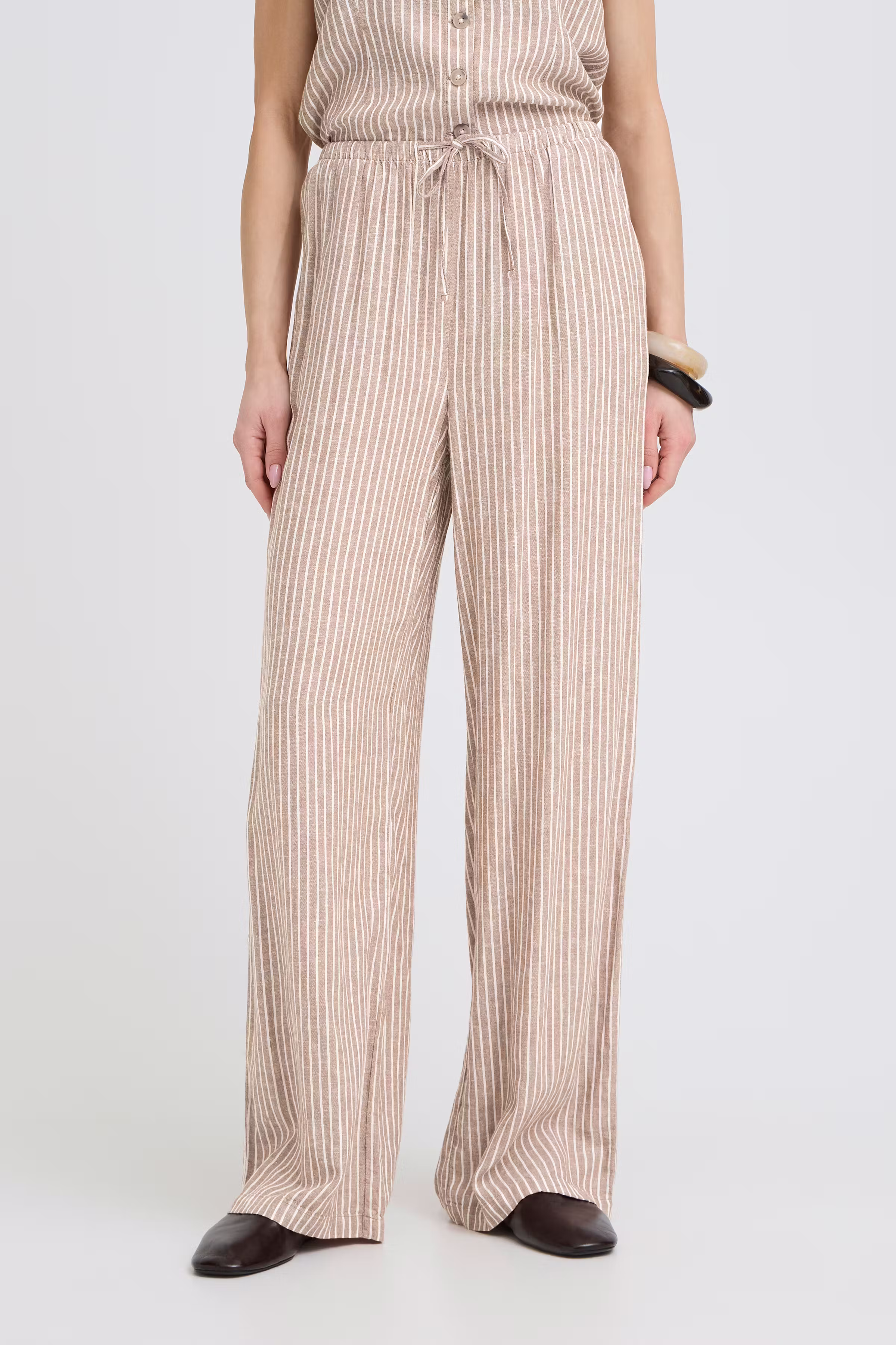 BYFALAKKA Bukser LOOKBOOK FRONT 20818829-900006870