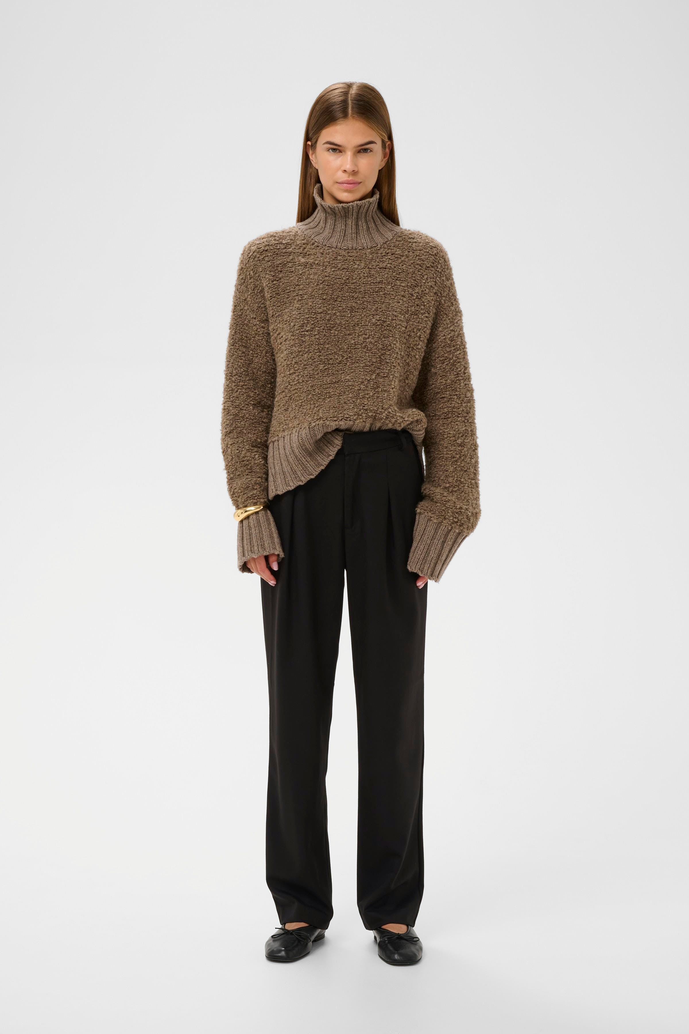 YuktaIW Hose LOOKBOOK FRONT 30111161-194008