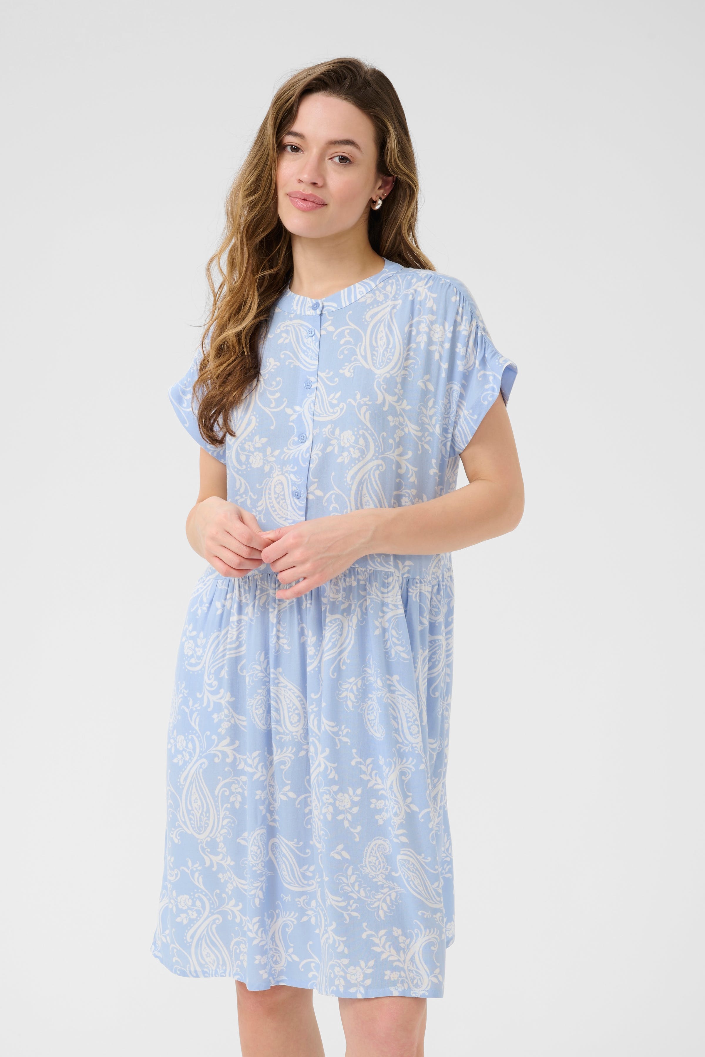 KAbeathe Dress LOOKBOOK FRONT 10510318-107907