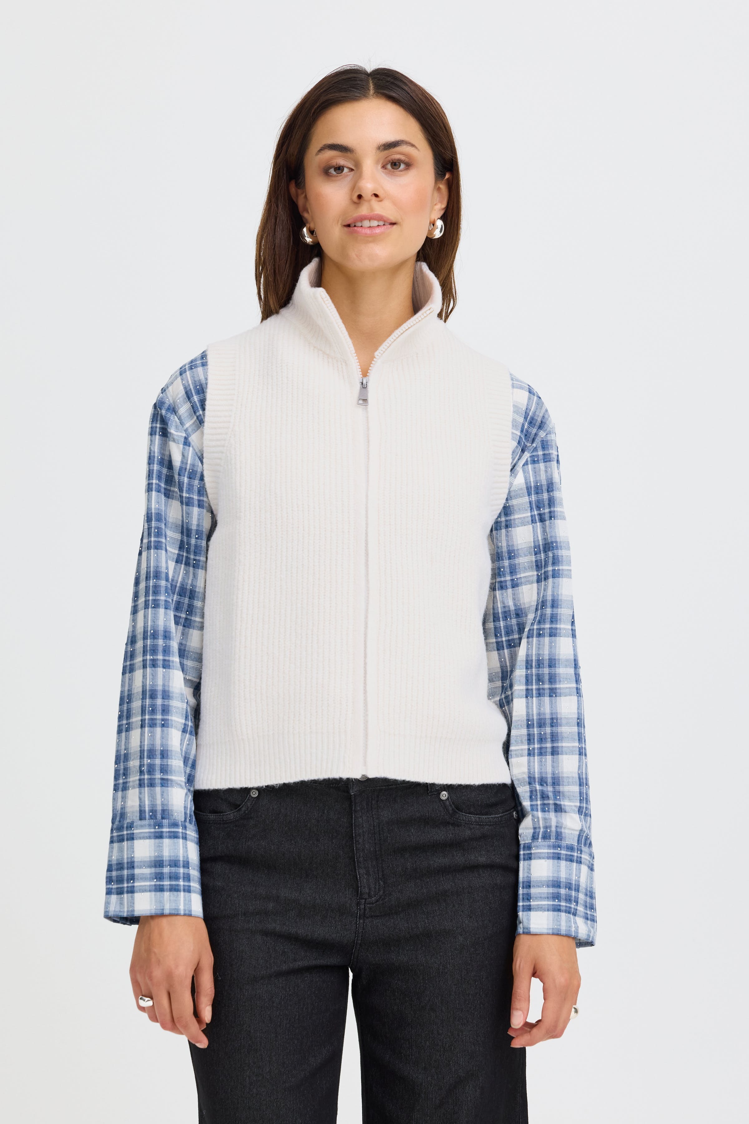 FRVINEA Vest LOOKBOOK FRONT 20618426-110701