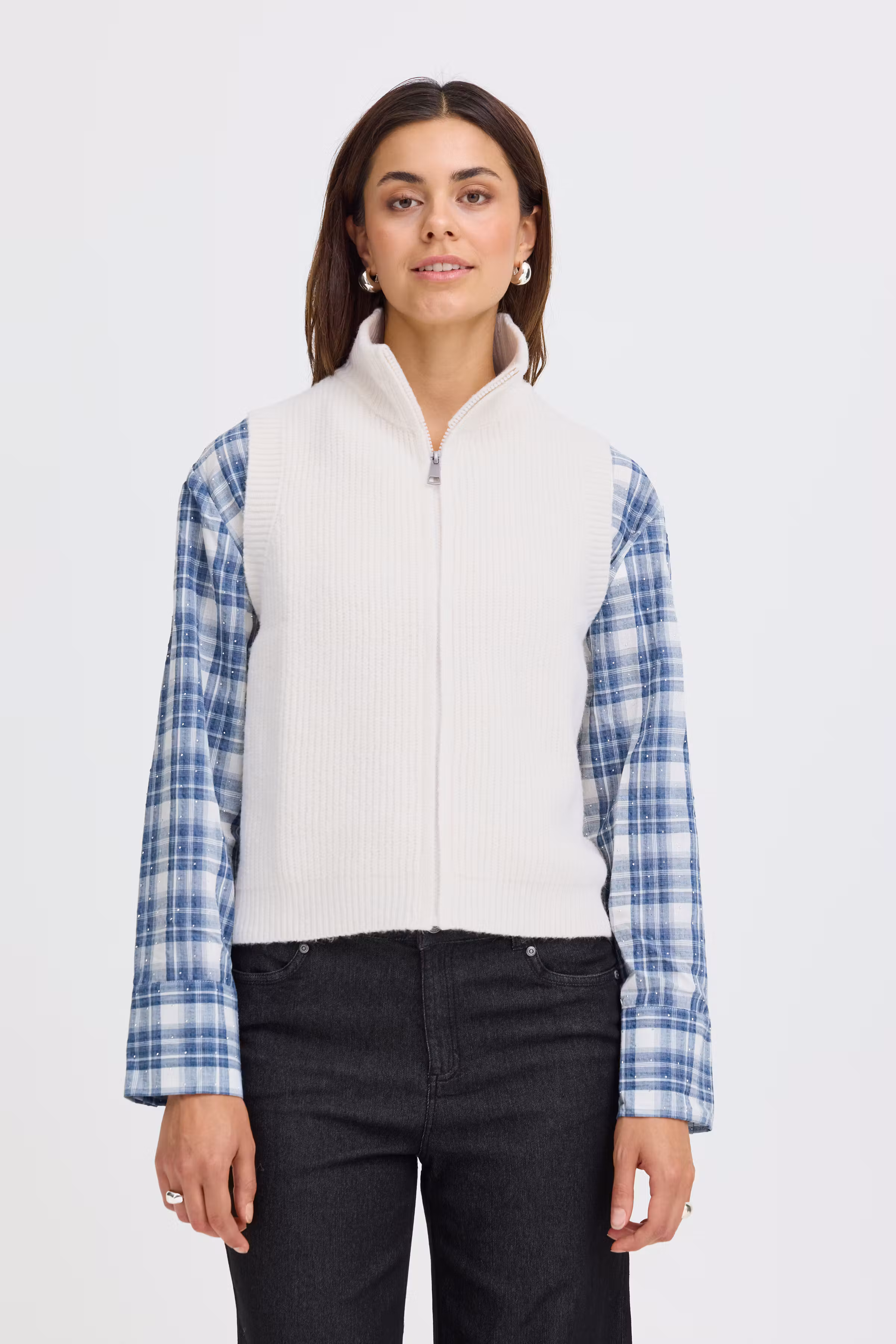 FRVINEA Vest LOOKBOOK FRONT 20618426-110701