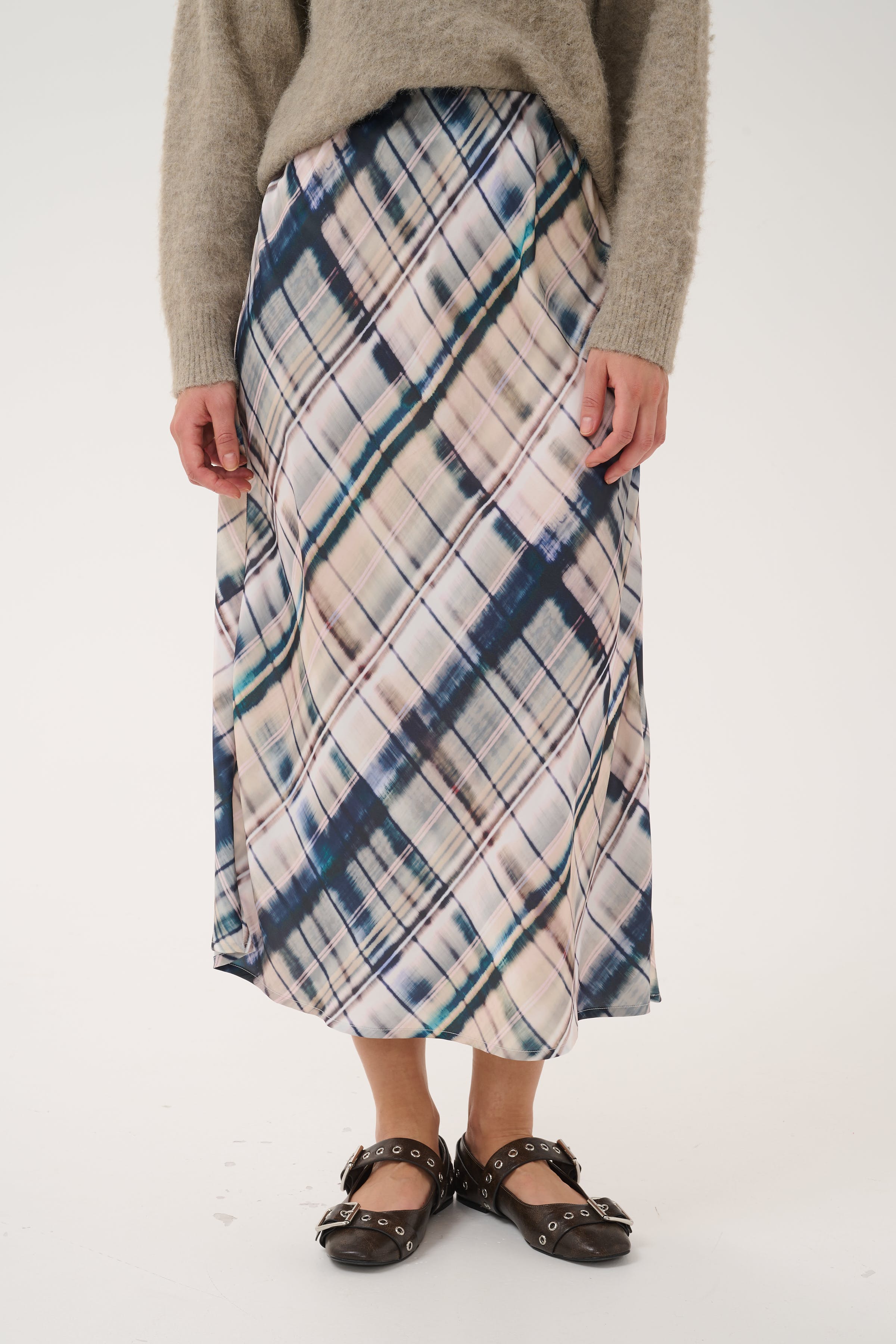 TatumSZ Rock LOOKBOOK FRONT 30515374-305291