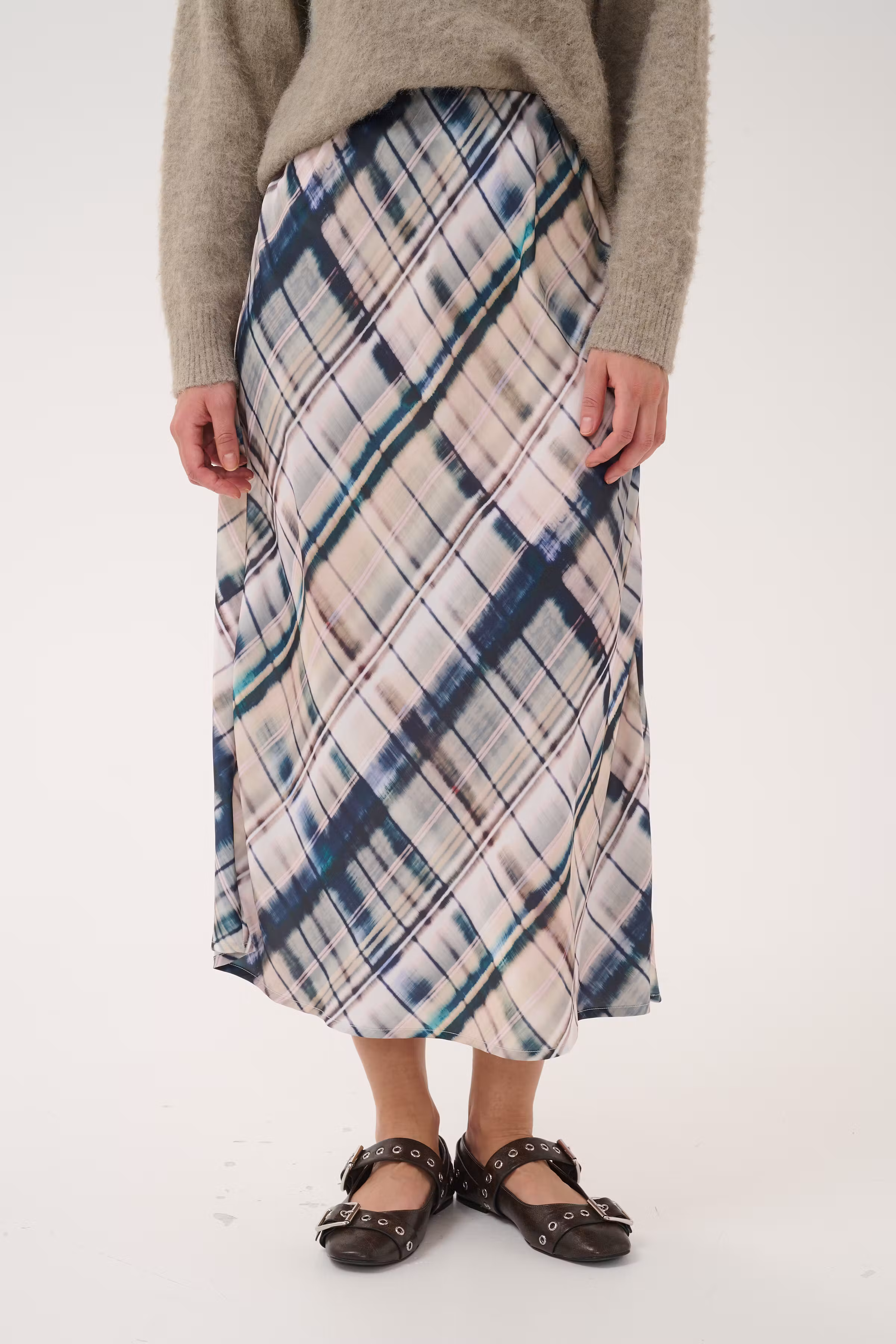 TatumSZ Rock LOOKBOOK FRONT 30515374-305291
