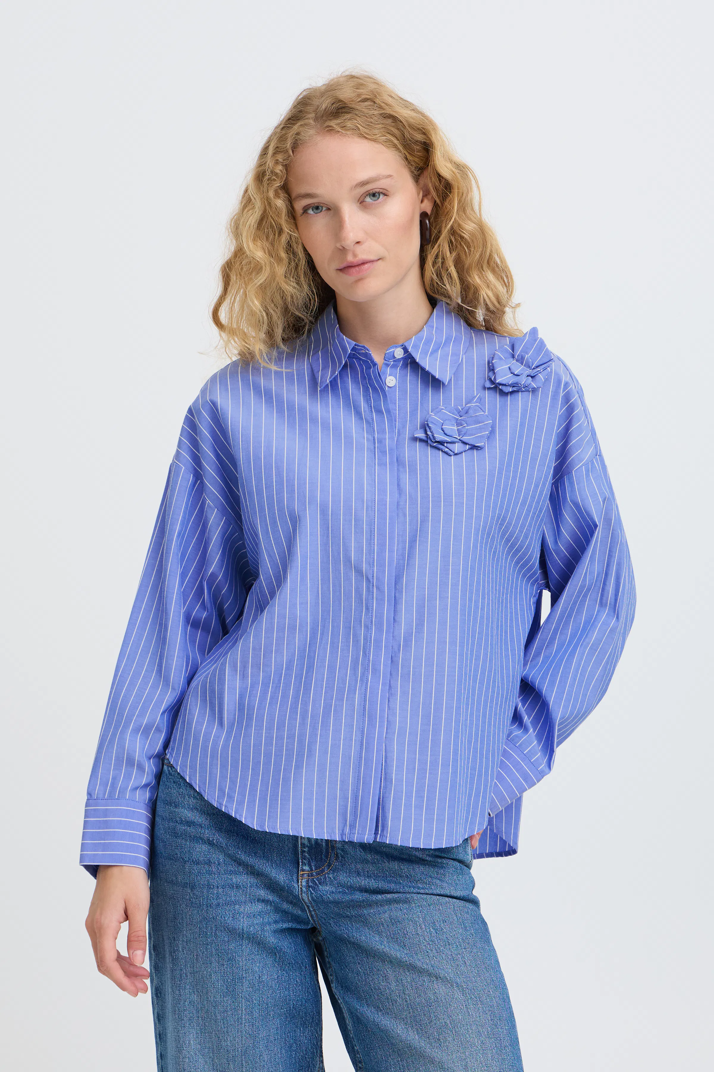 BYXFLAKA Bluse LOOKBOOK FRONT 20817309-173912