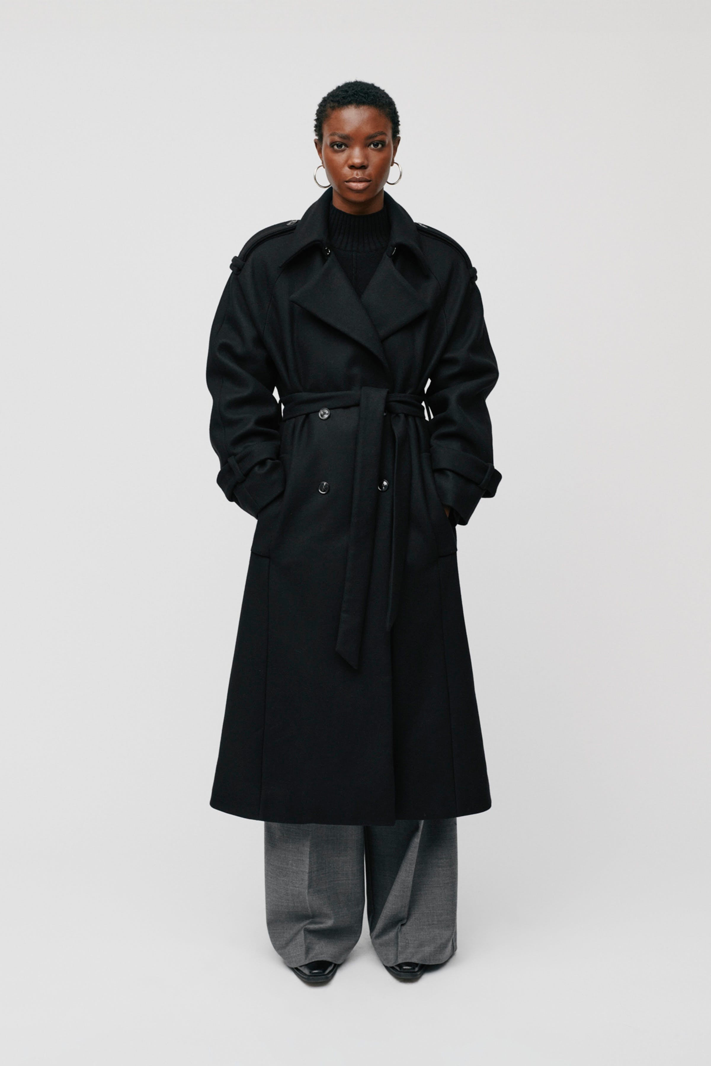 CAROLINE Coat LOOKBOOK FRONT 30600182-BK999