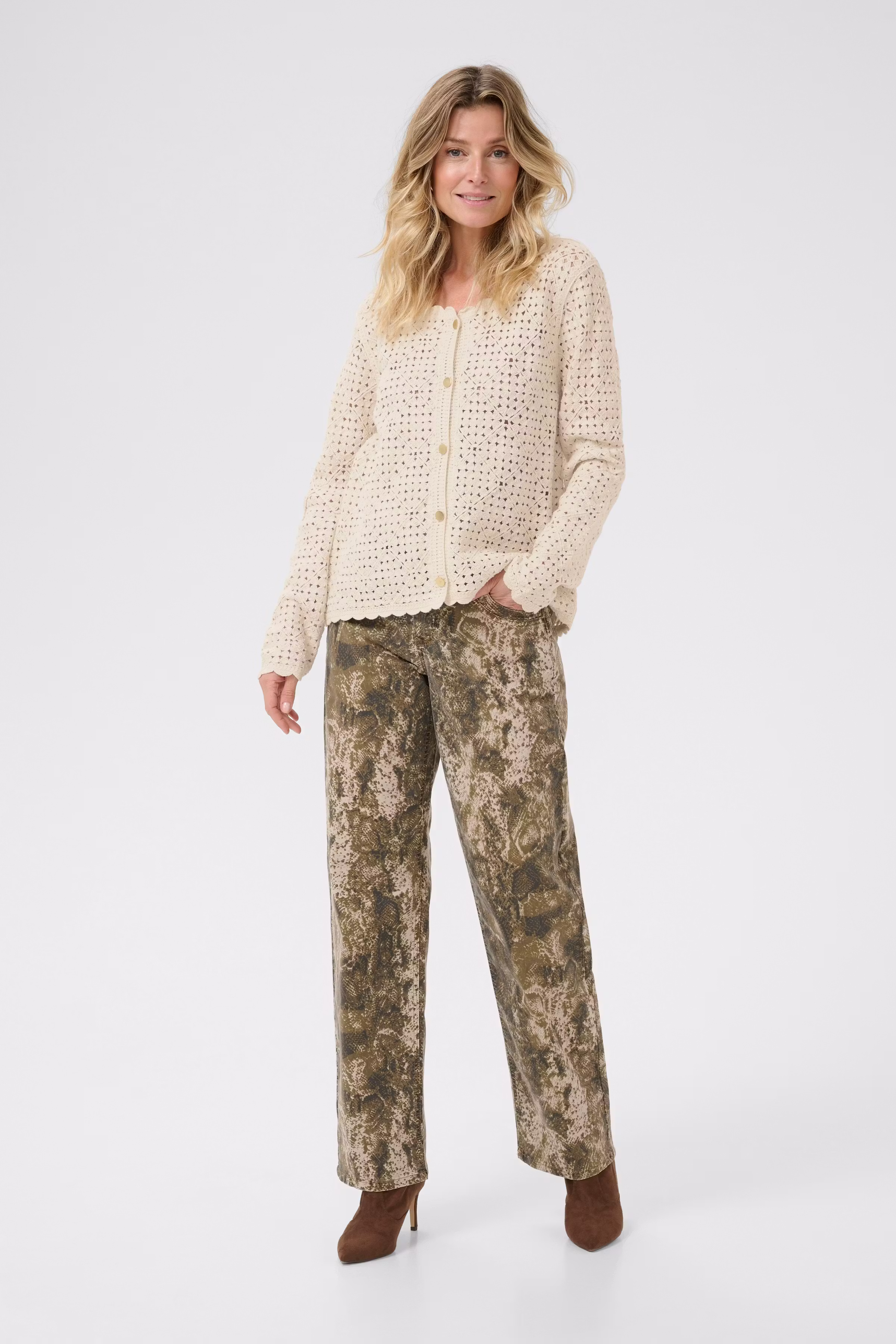 CRKip Pullover LOOKBOOK FRONT 10613937-130905