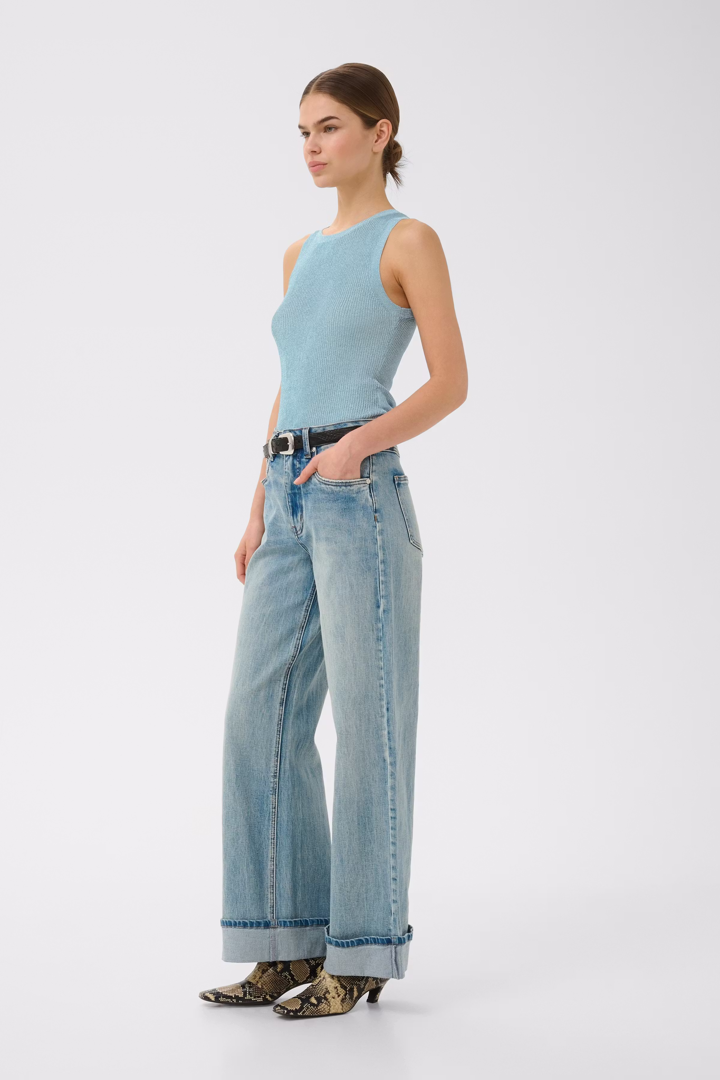 SilviGZ Top LOOKBOOK FRONT 10906942-109475
