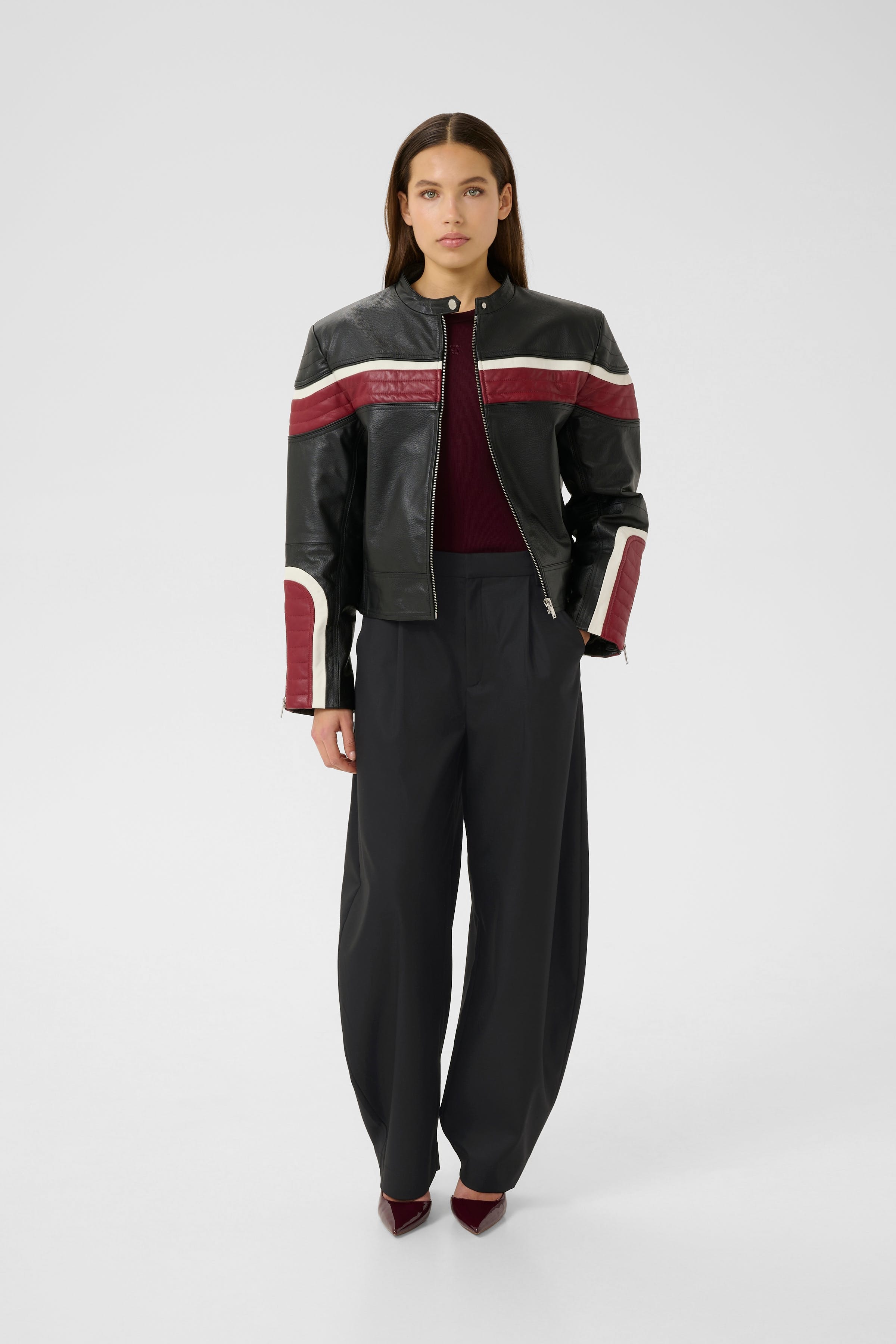 GZcallia Barrel pants LOOKBOOK FRONT 10910449-100017