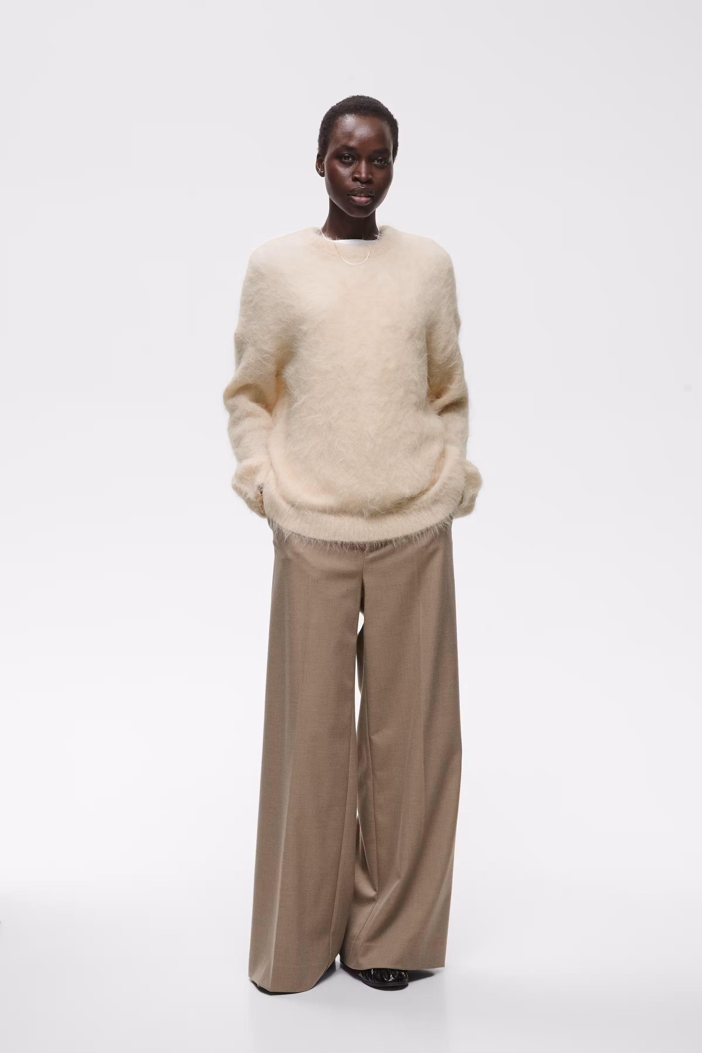 PELLOIW Pullover LOOKBOOK FRONT 30113101-130403
