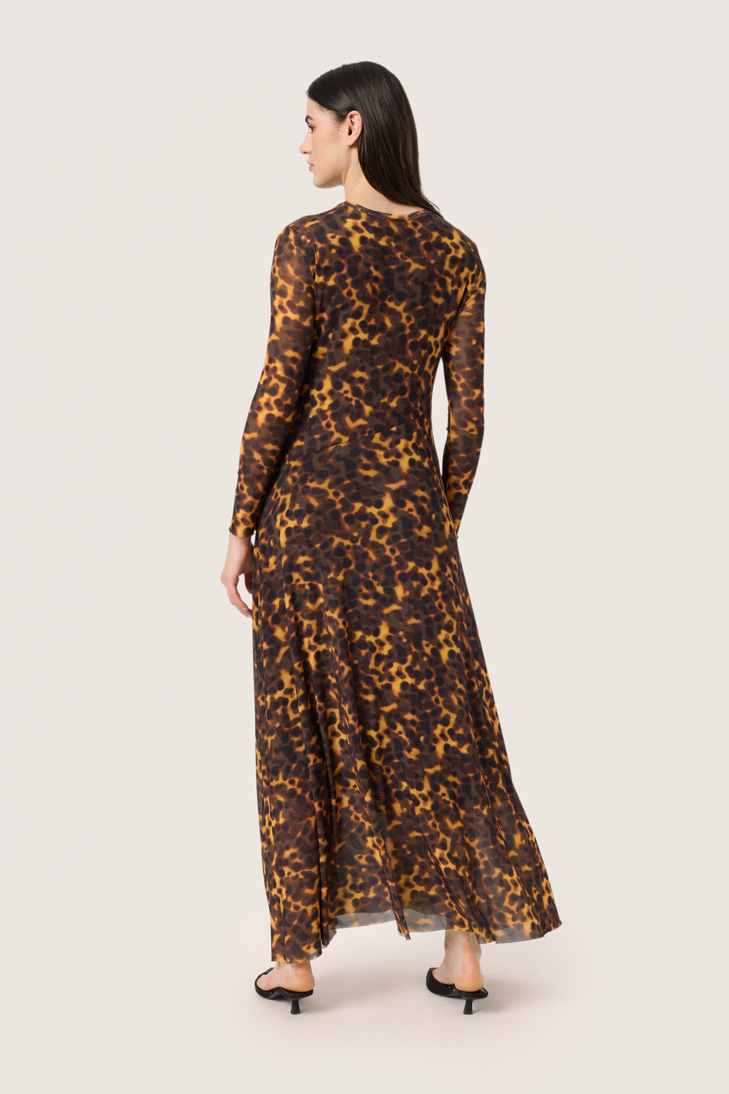 SLKerrie Klänning LOOKBOOK BACK 30407760-303276