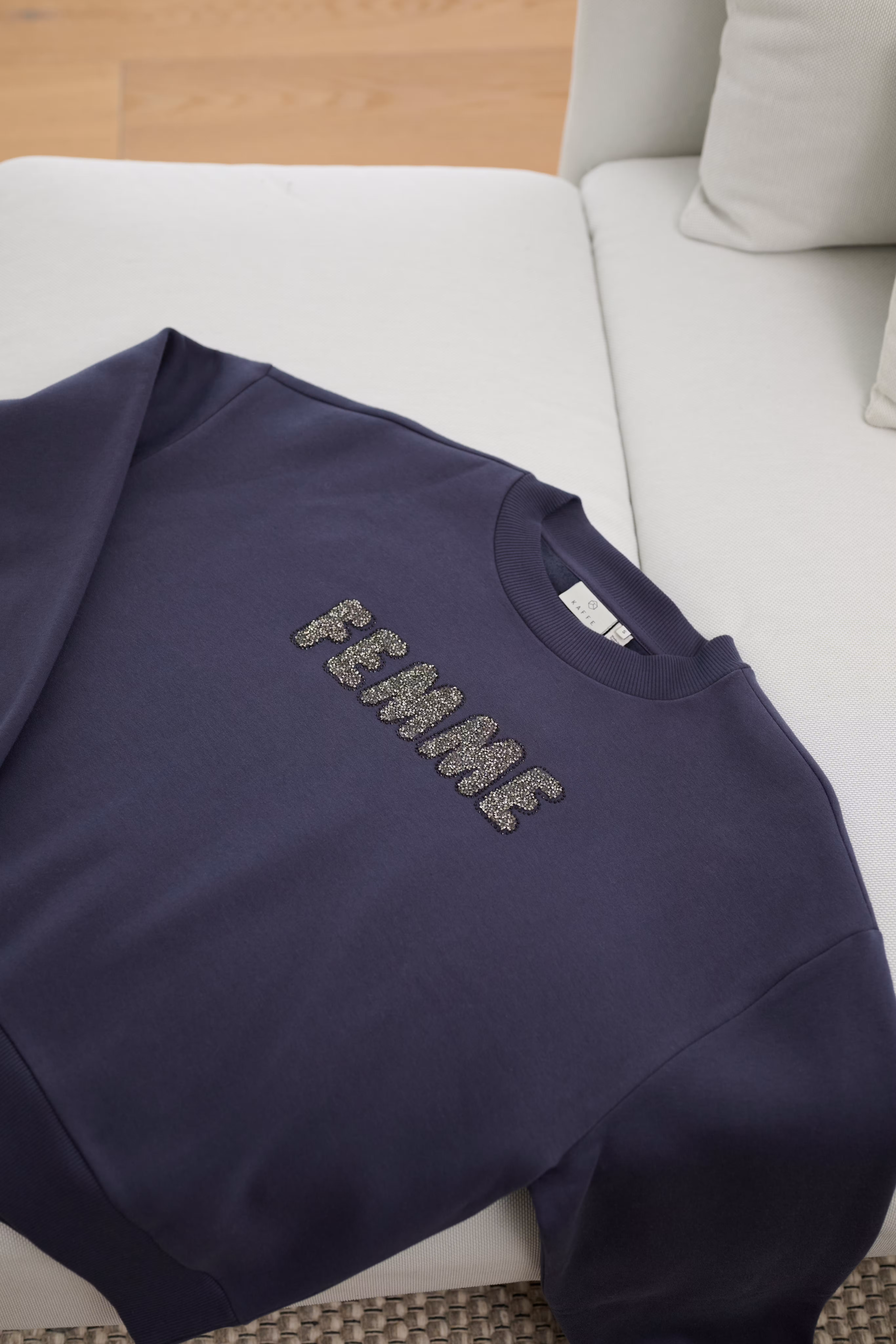 KAmelanie Sweatshirt LOCATION NONE 10512550-1000145