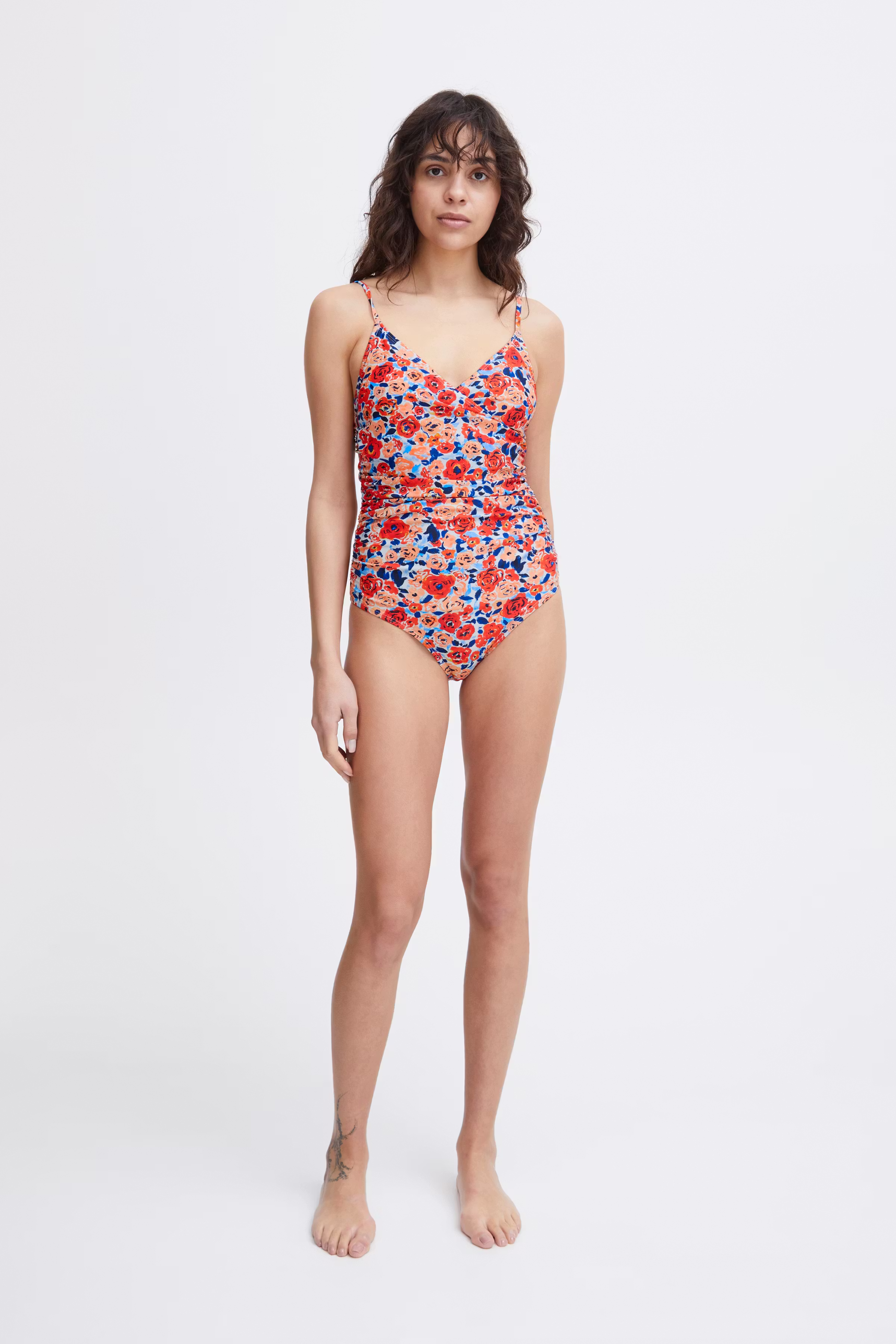 IAMAYAKA Badetøy LOOKBOOK FRONT 20121088-171558