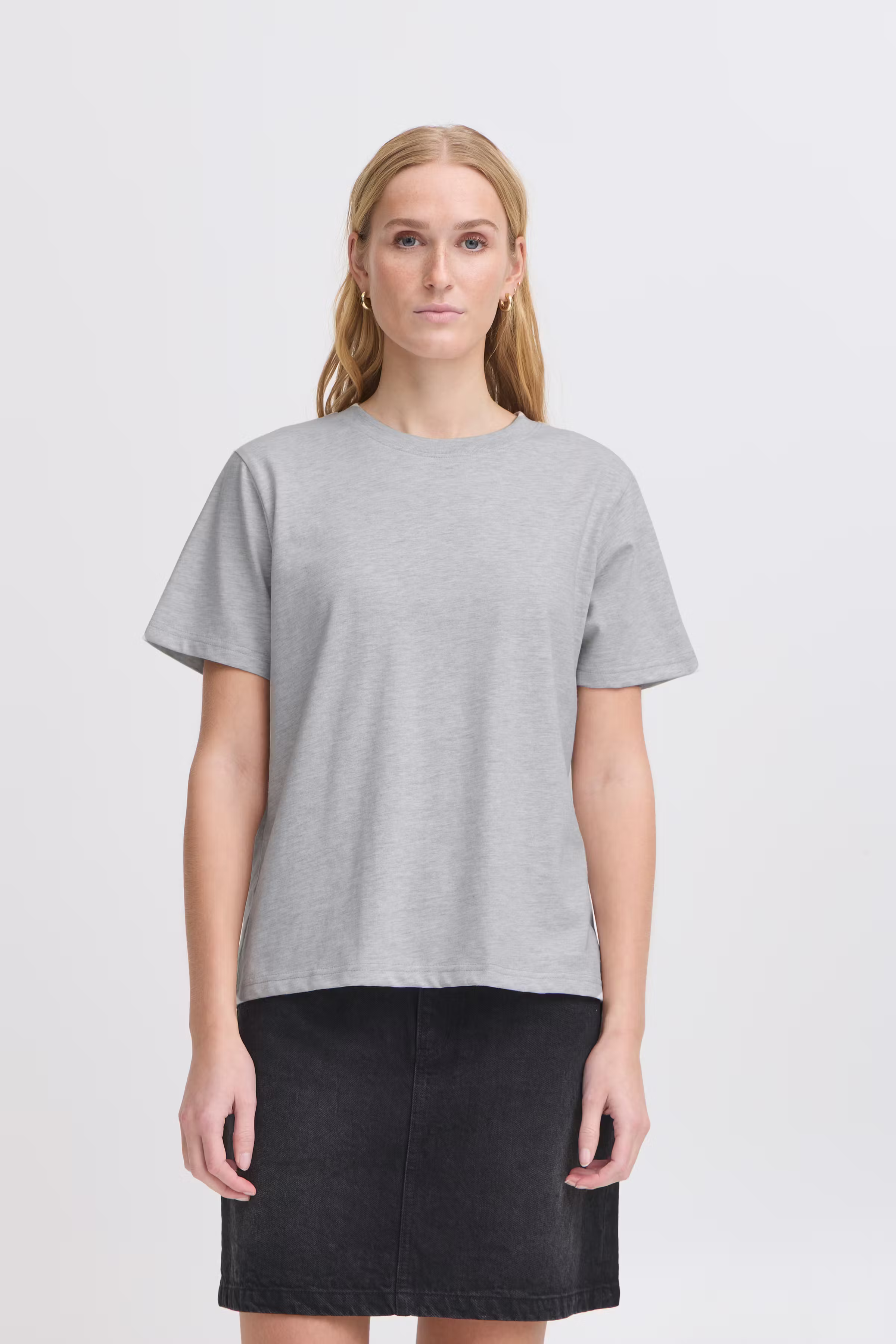 IHPALMER LOOSE T-shirt LOOKBOOK FRONT 20119365-200318