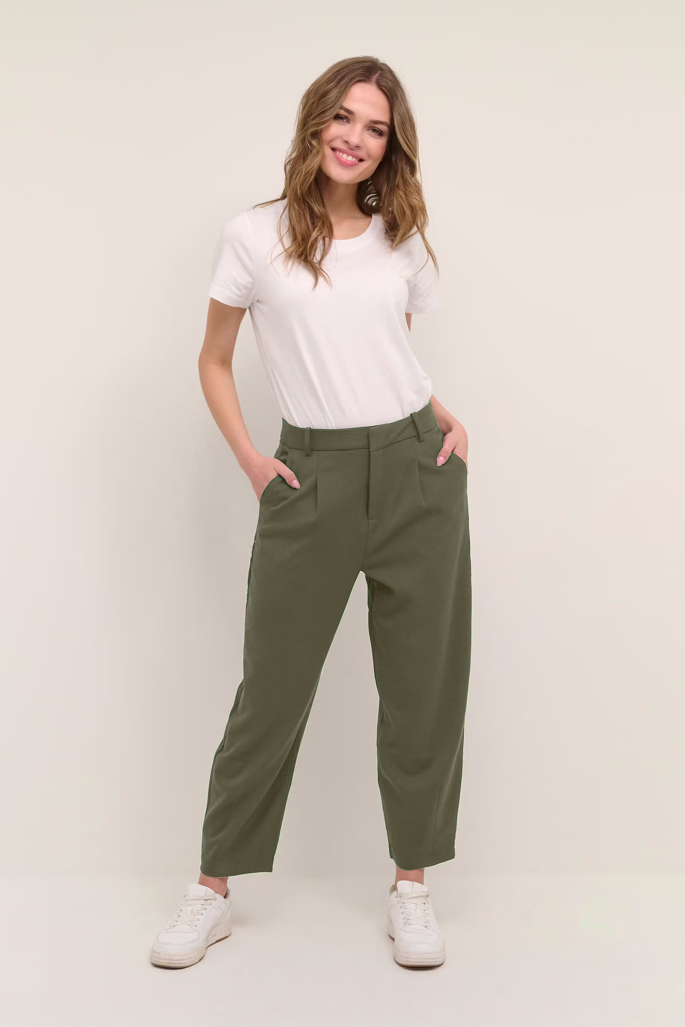 KAmerle Bukser LOOKBOOK FRONT 10504769-190511