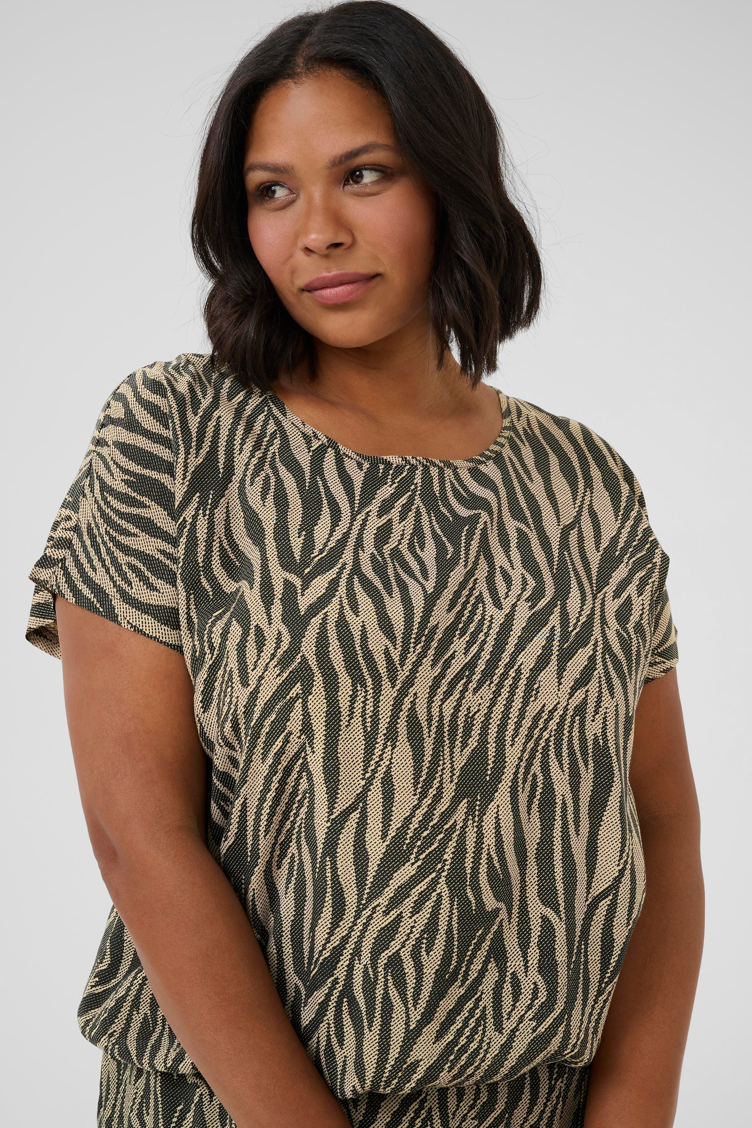 KCmaren Bluse LOOKBOOK DETAIL 10583404-107719
