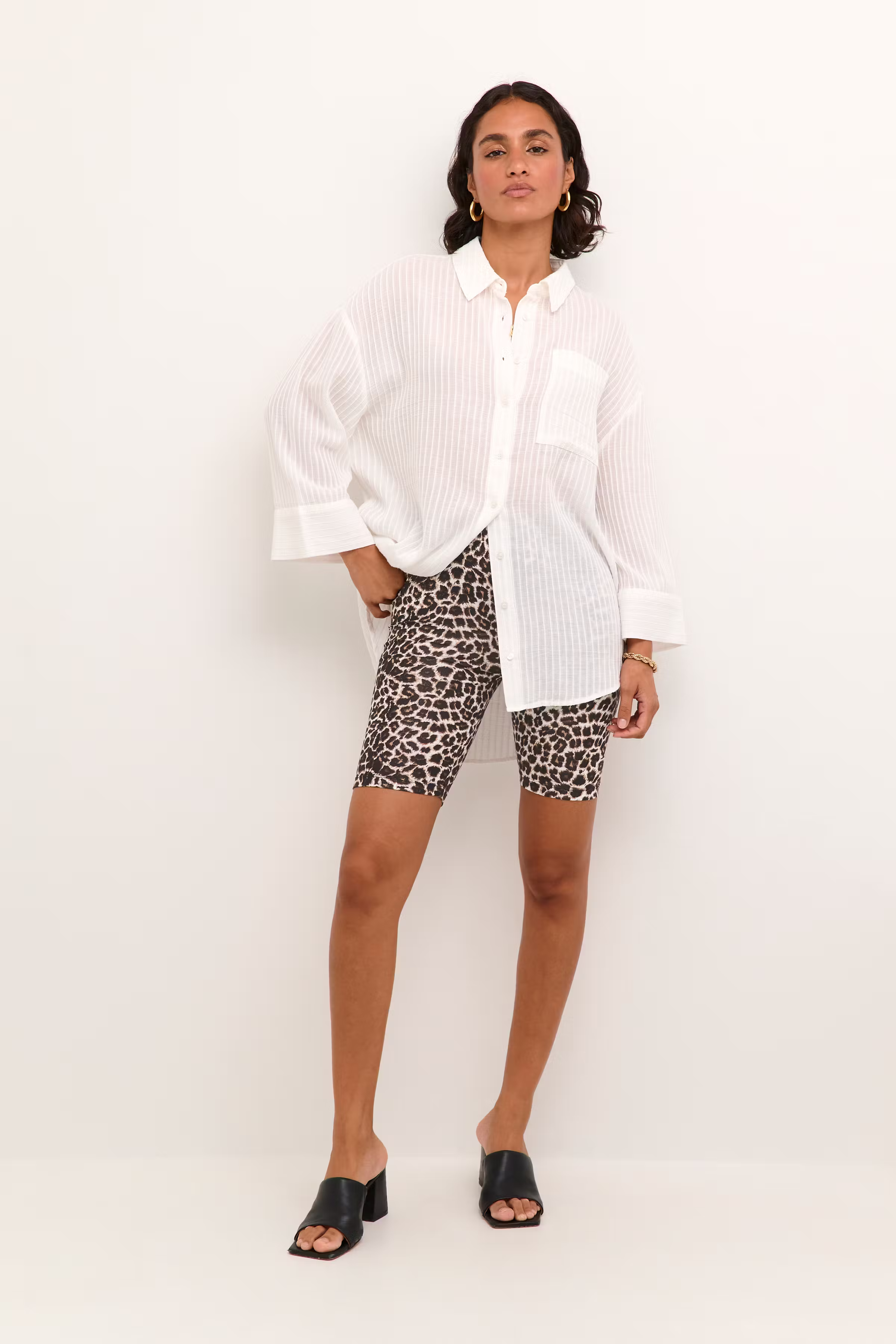 KAsally Leopard Shorts LOOKBOOK FRONT 10507769-104193