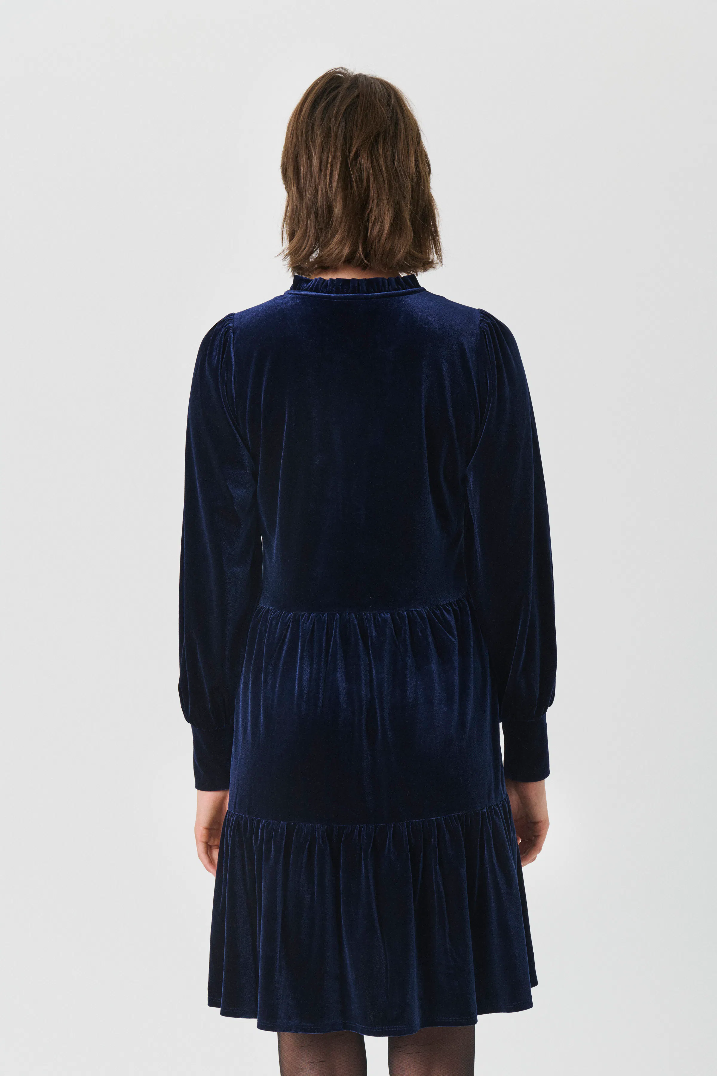 ViggasePW Dress LOOKBOOK BACK 30306576-193920