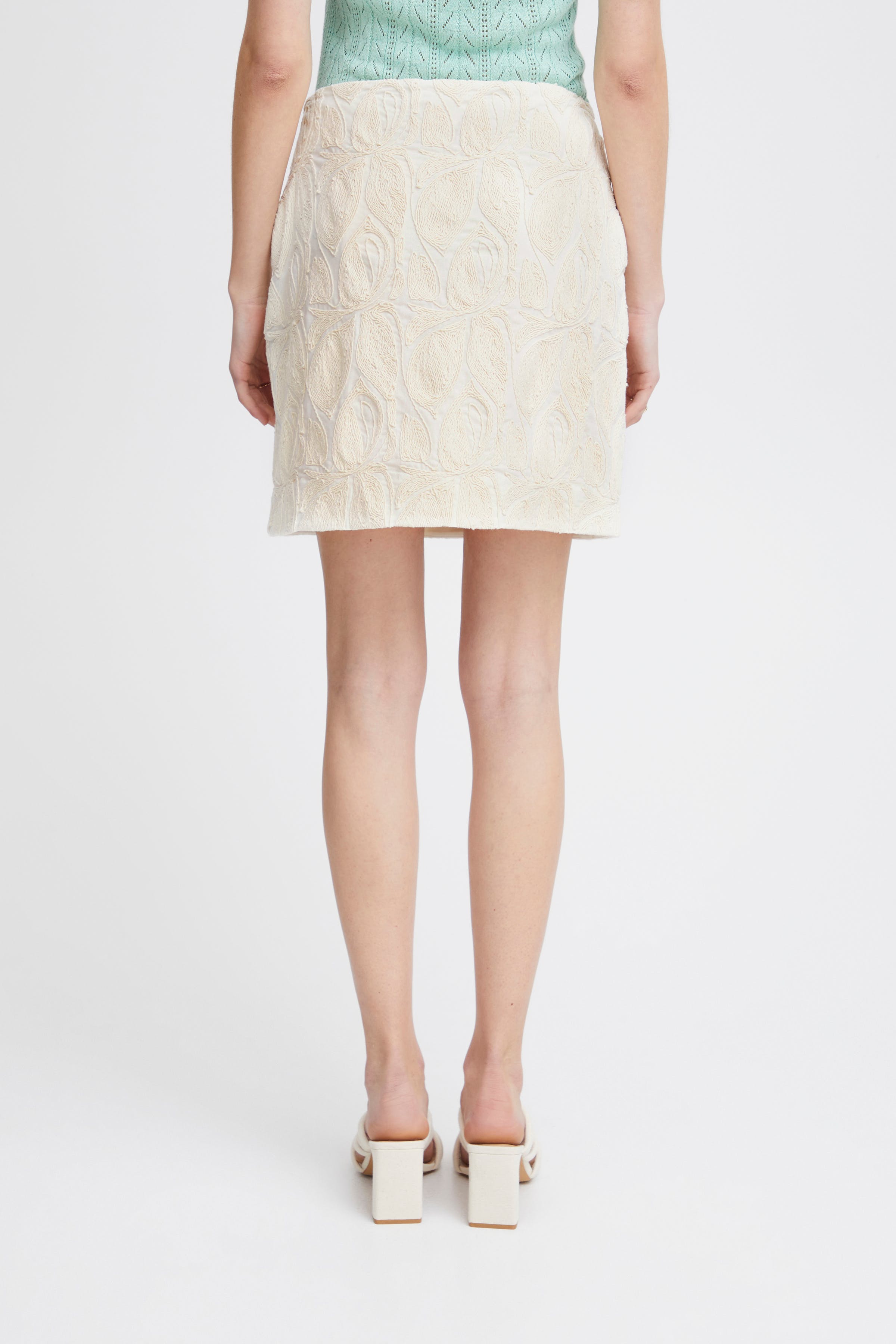 IRBERA Rock LOOKBOOK BACK 20120698-130905