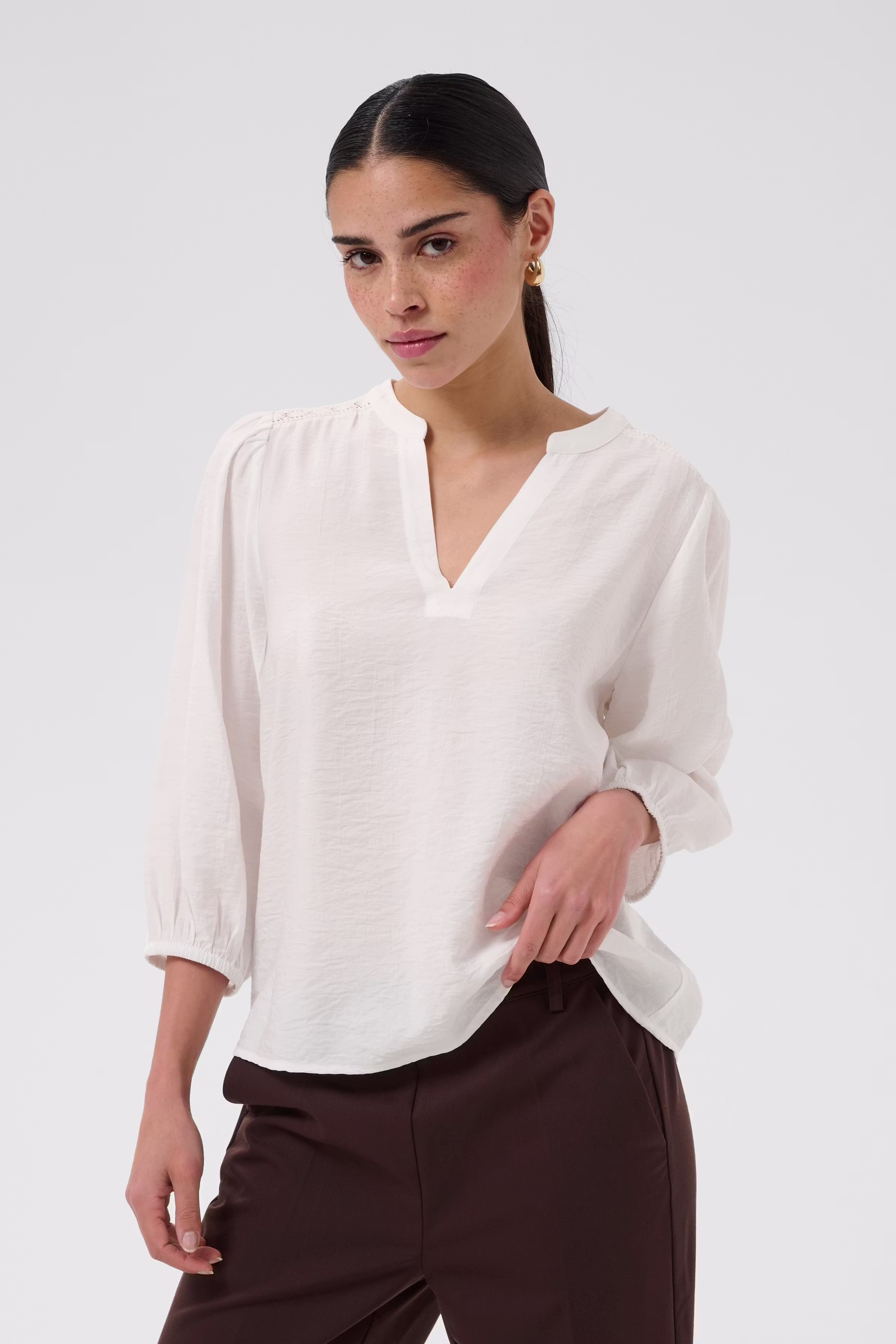 KAalberta Bluse LOOKBOOK FRONT 10511905-110602