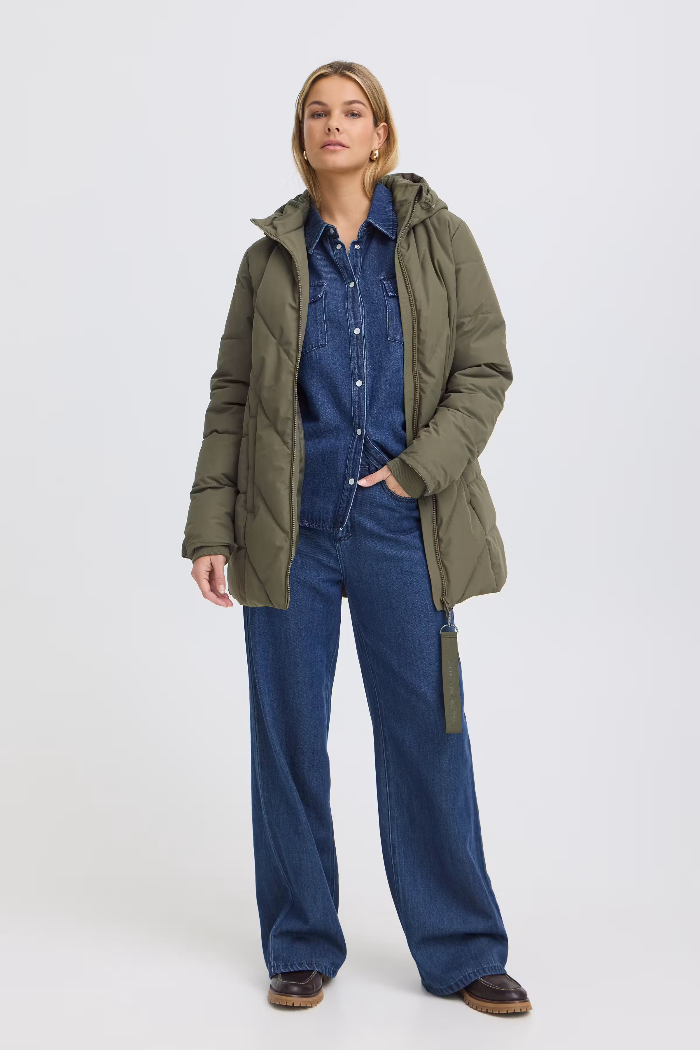 FRMAISE Outerwear LOOKBOOK FRONT 20617846-190511