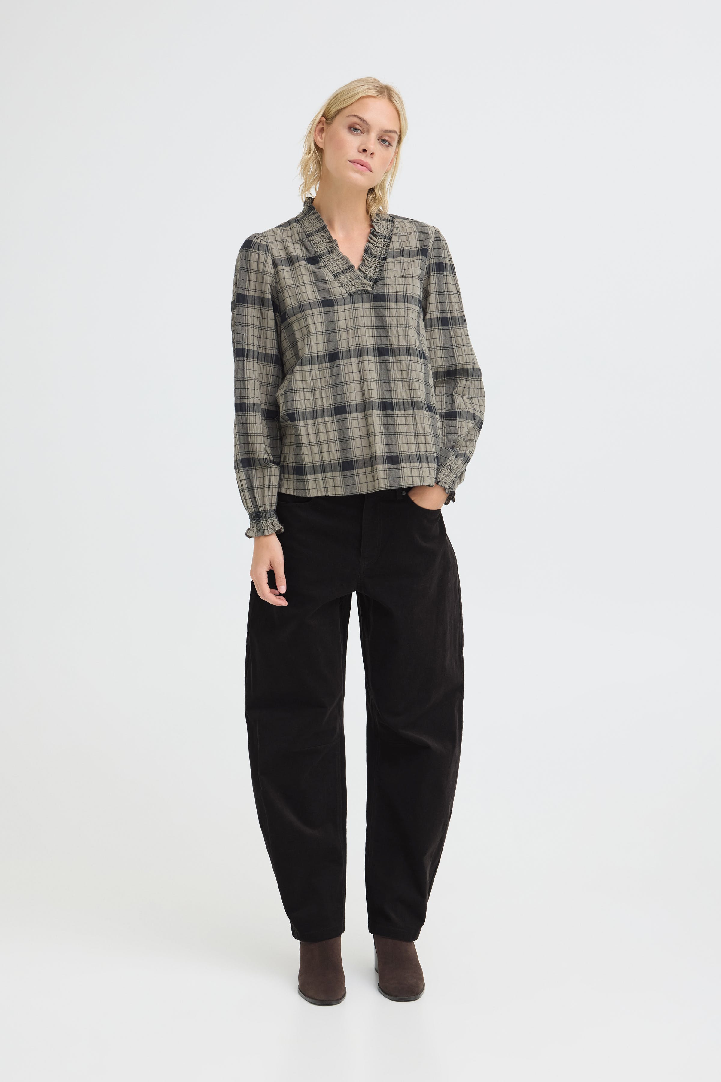 PZSALLY Trousers LOOKBOOK FRONT 50210764-191103