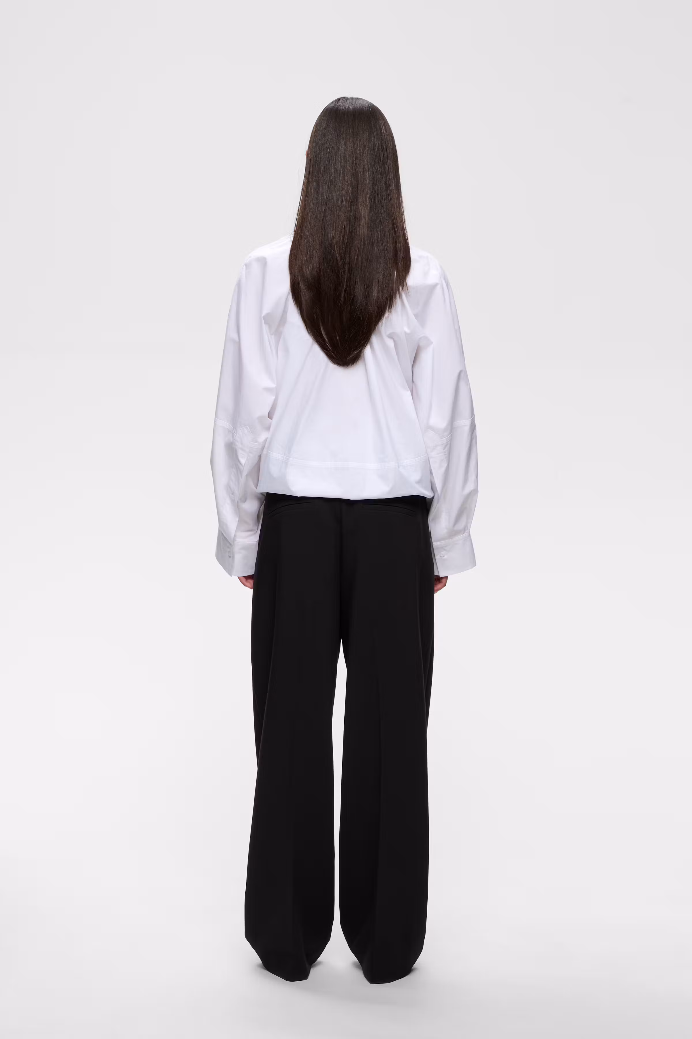 CASSIEHIW Byxor LOOKBOOK BACK 30112901-194008