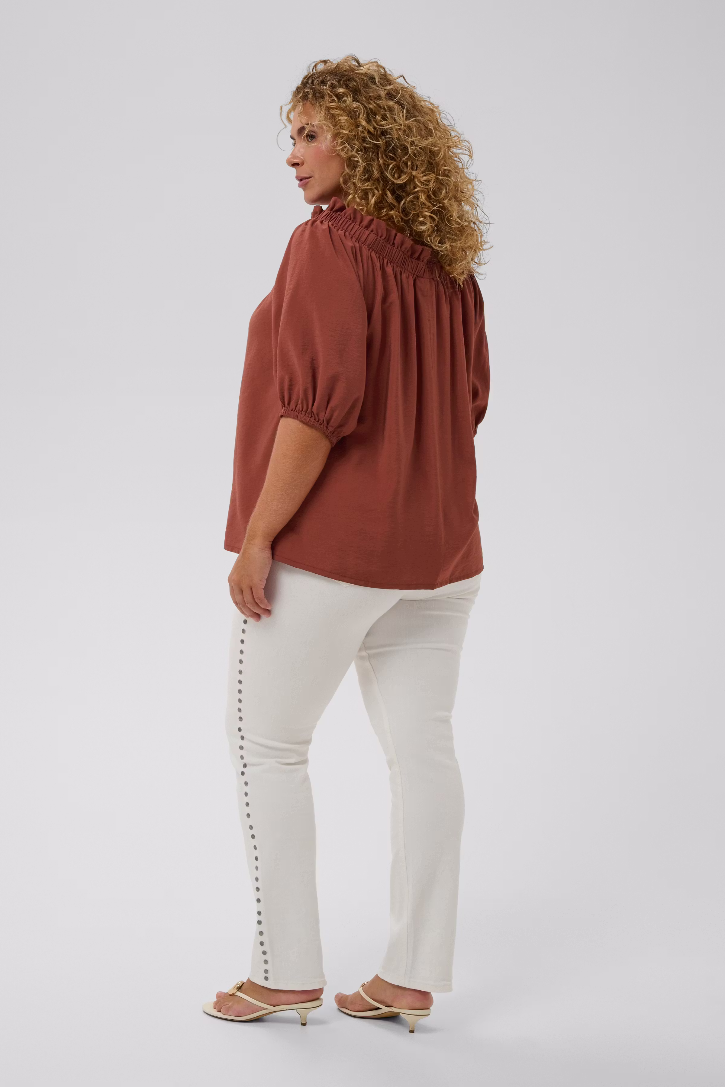 KCneela Bluse LOOKBOOK FRONT 10584167-191334