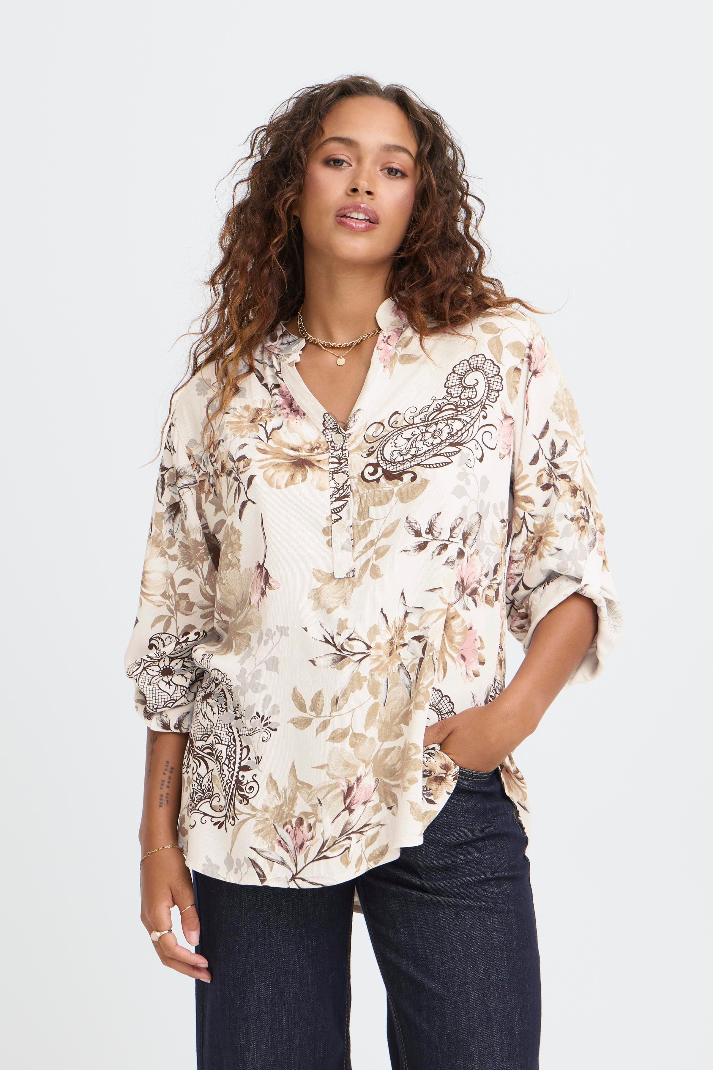 SBWILLOW Bluse LOOKBOOK FRONT 22101109-130907
