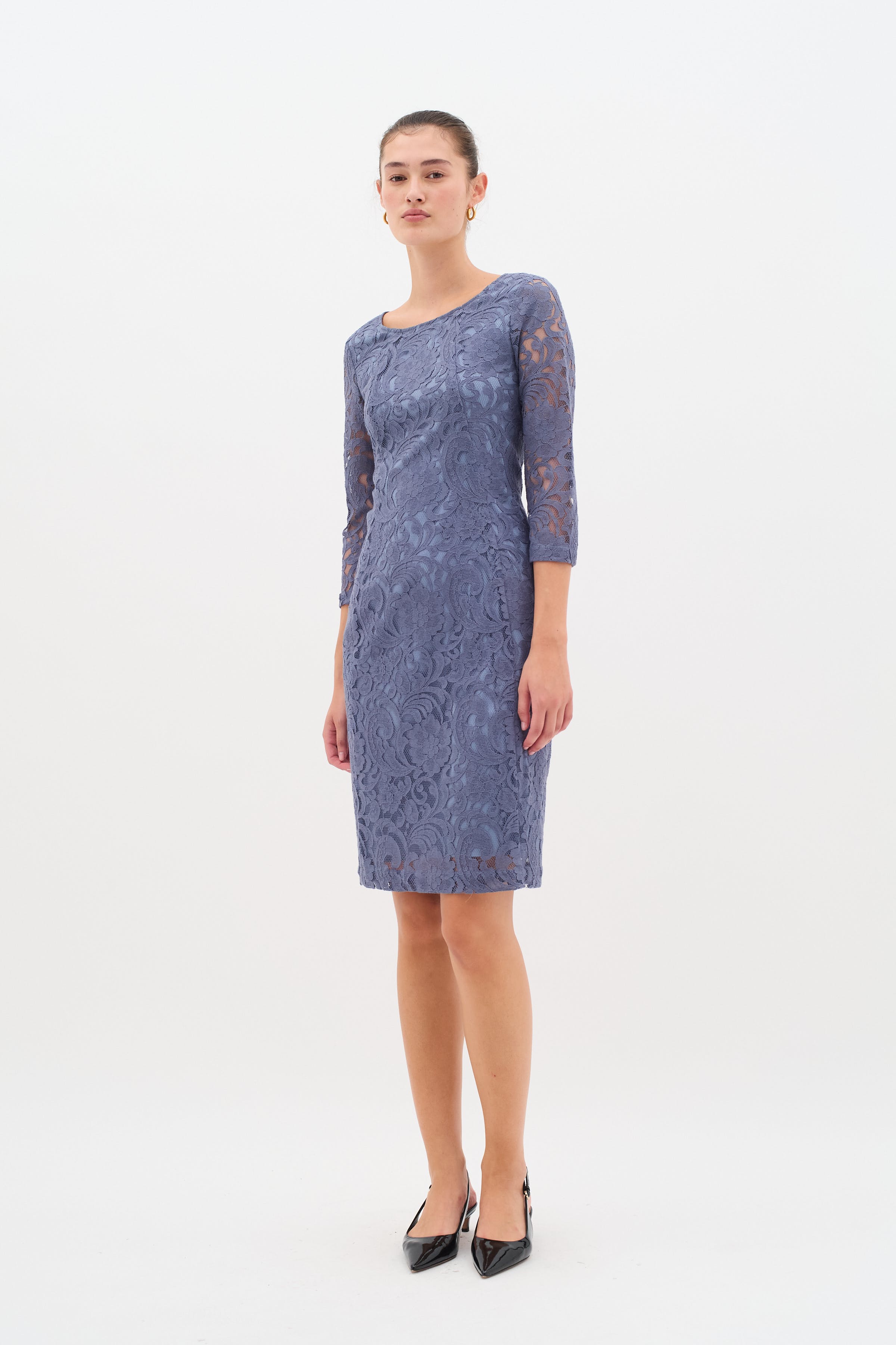 MaddyIW Jurk LOOKBOOK FRONT 30110643-183912