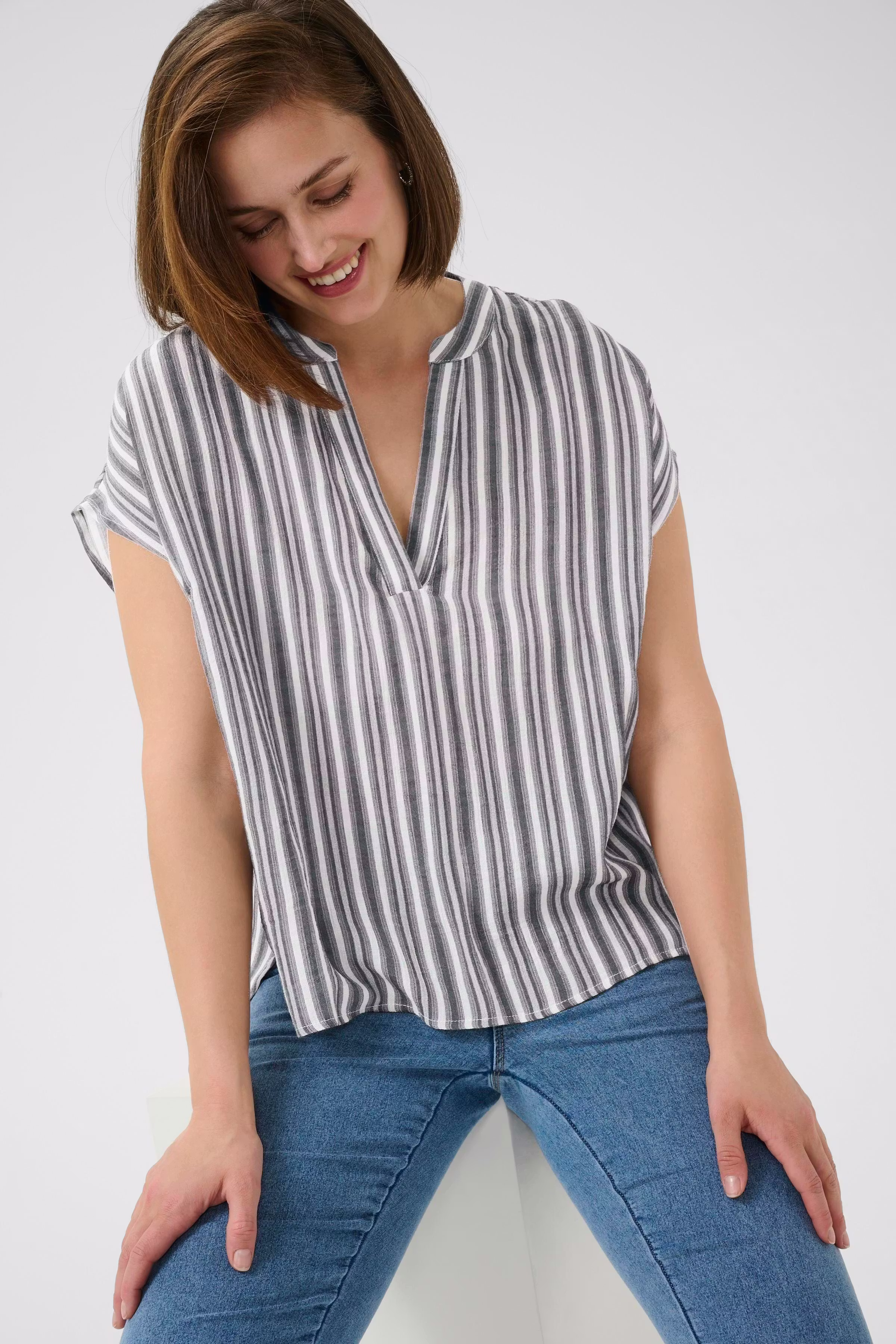 KAanja Bluse LOOKBOOK DETAIL 10510118-107947