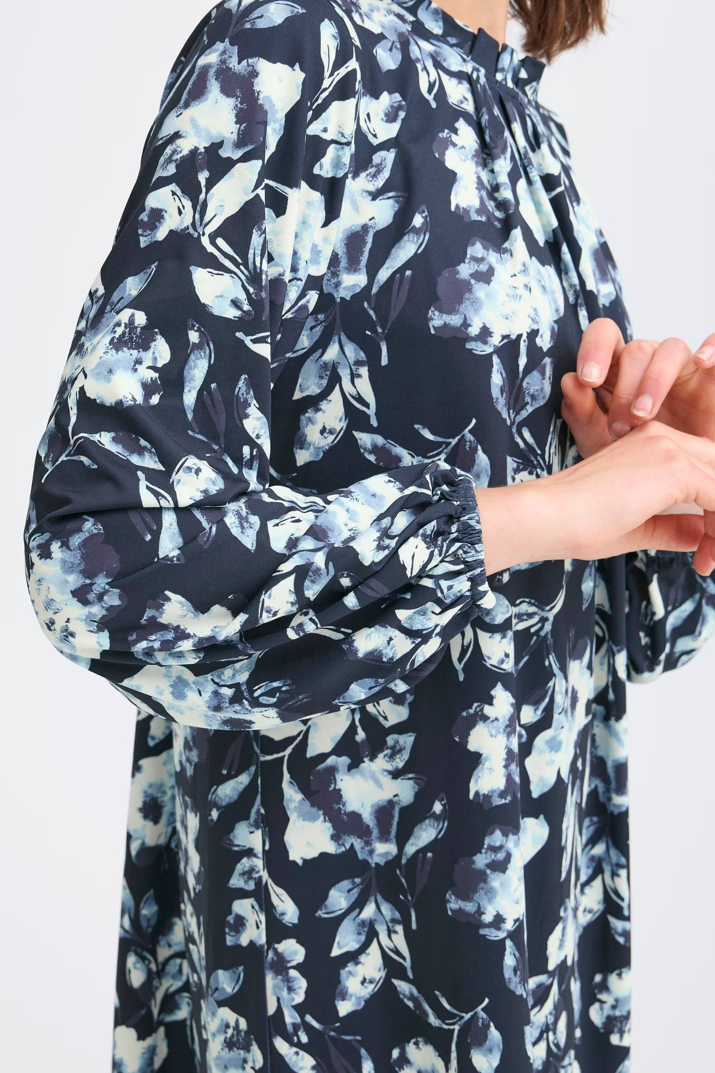 FRSEEN Kjole LOOKBOOK DETAIL 20617087-900001920