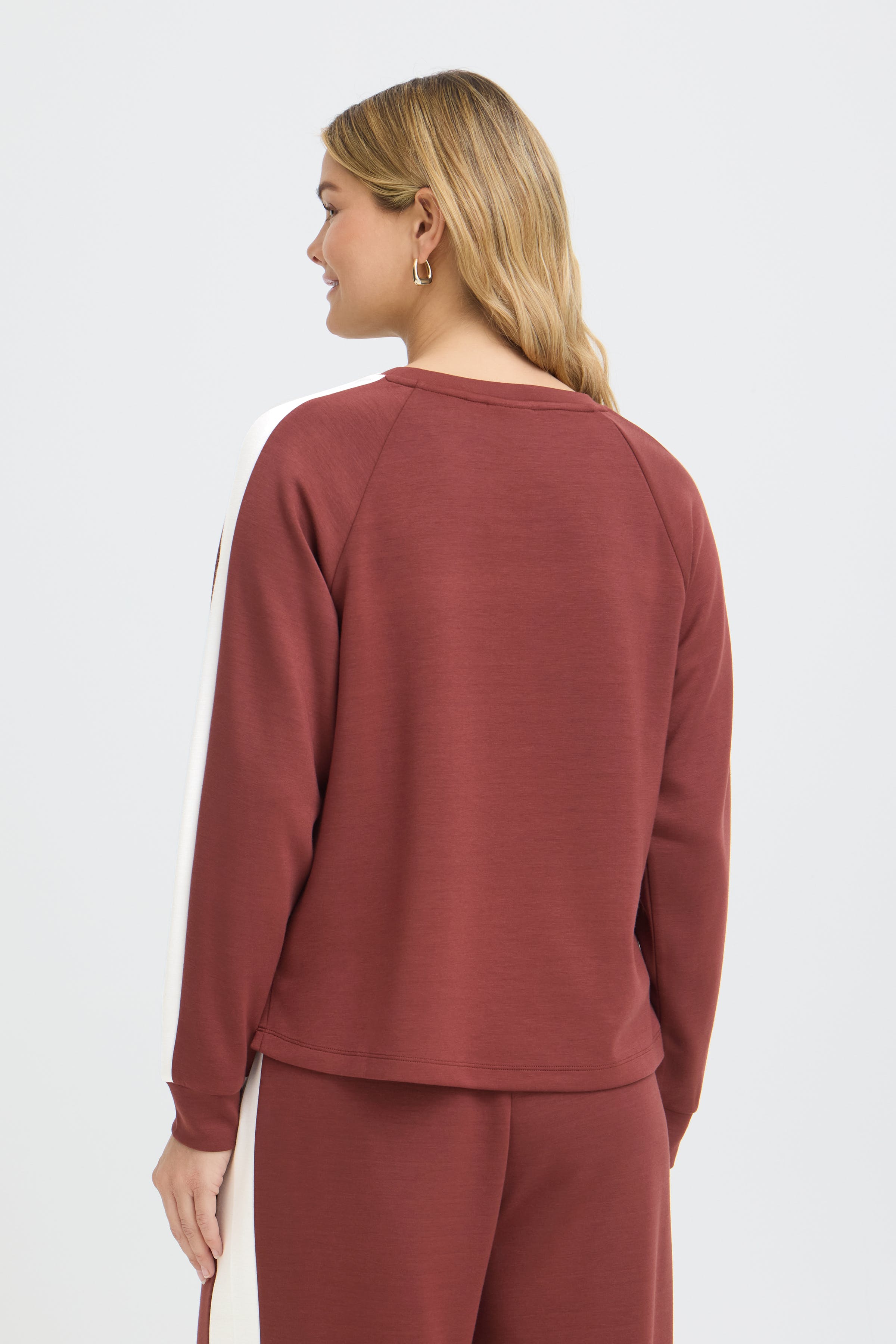 FRAURORA Sweatshirt LOOKBOOK BACK 20618035-900010107