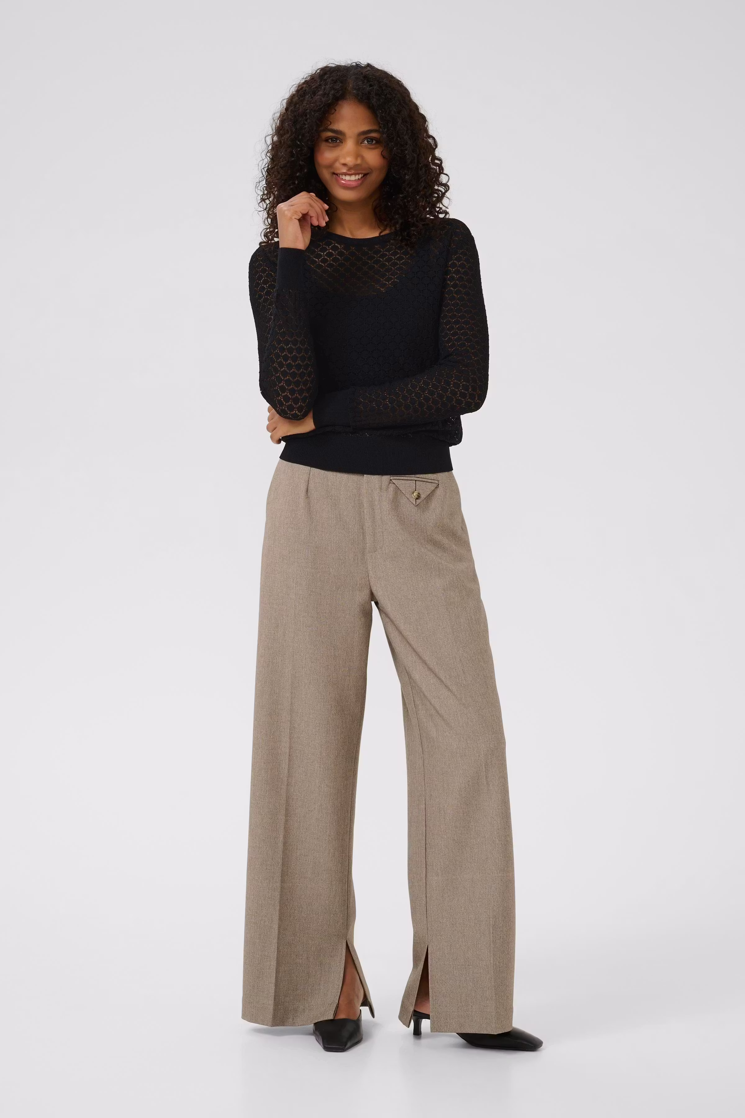 KAraiko Pullover LOOKBOOK FRONT 10510262-100121