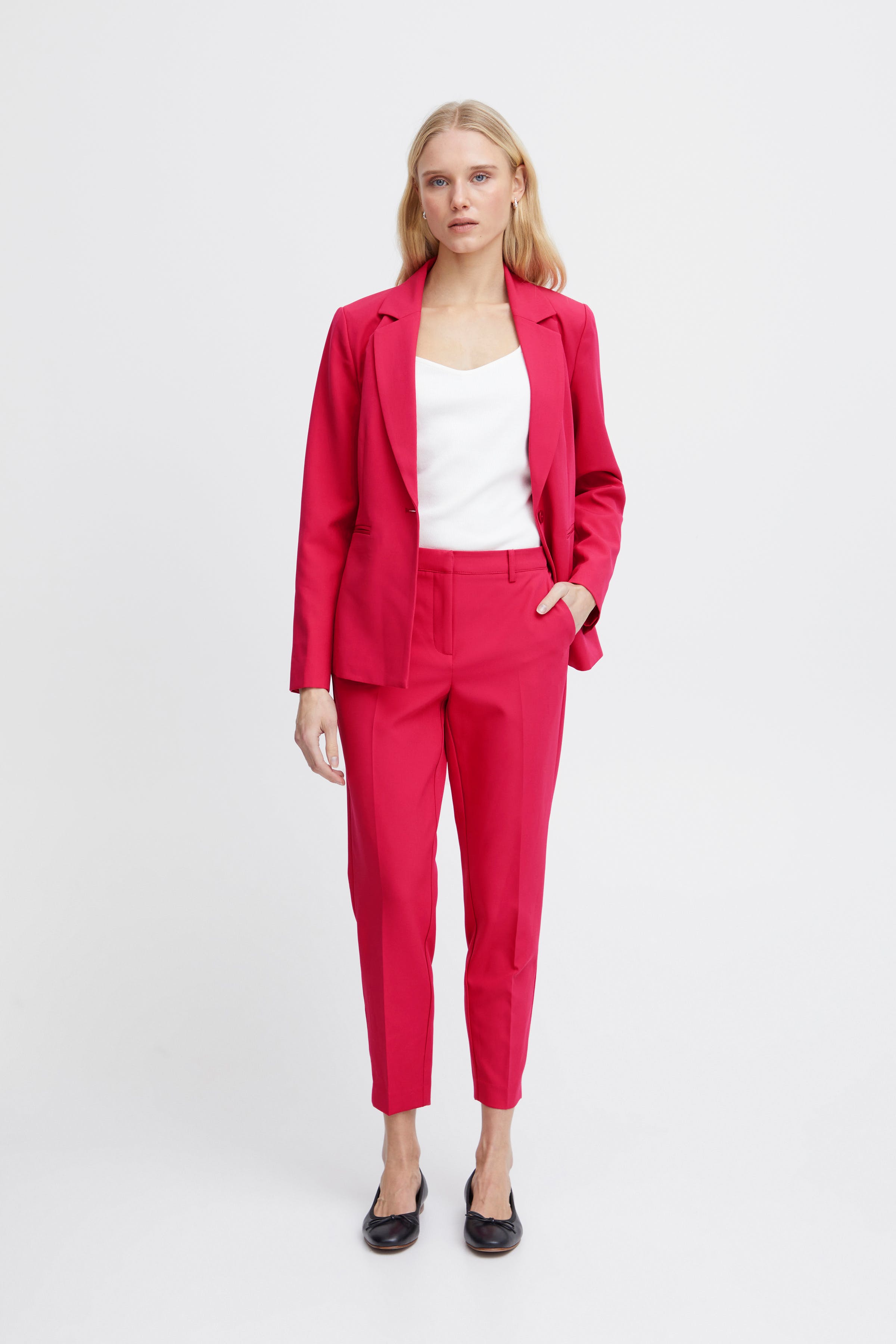 IHLEXI Trousers LOOKBOOK FRONT 20112991-181951