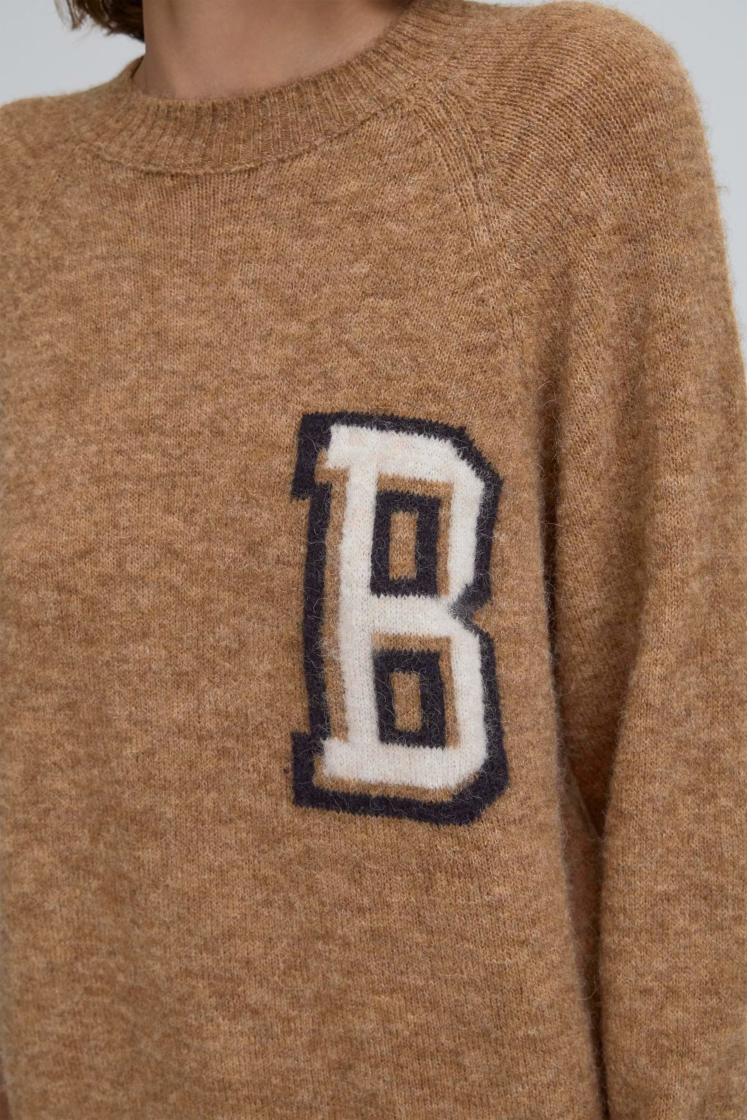 BAABIGAIL Pullover LOOKBOOK DETAIL 50405020-180939