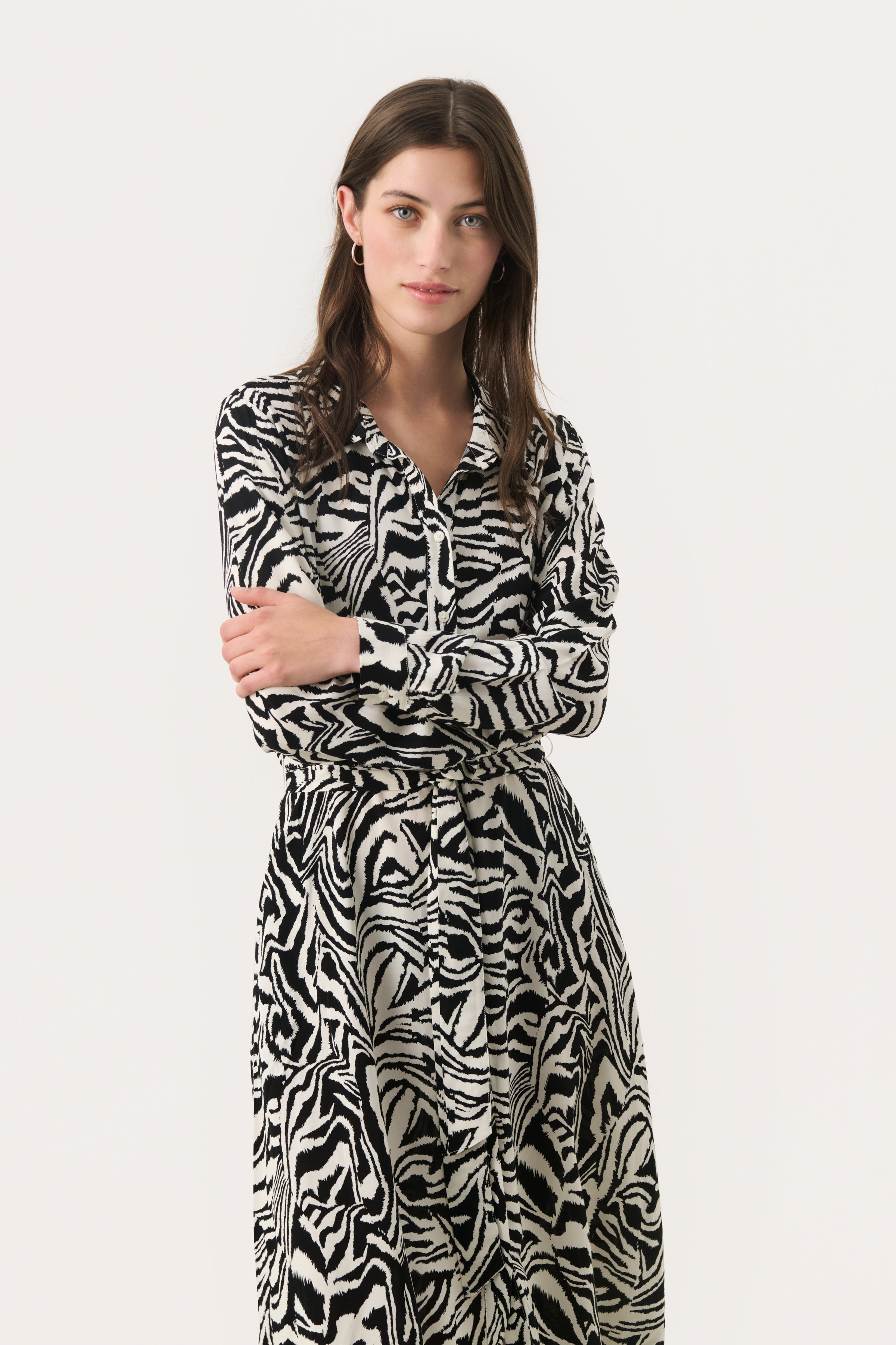 ShelbyPW Shirt dress LOOKBOOK FRONT 30308340-304011