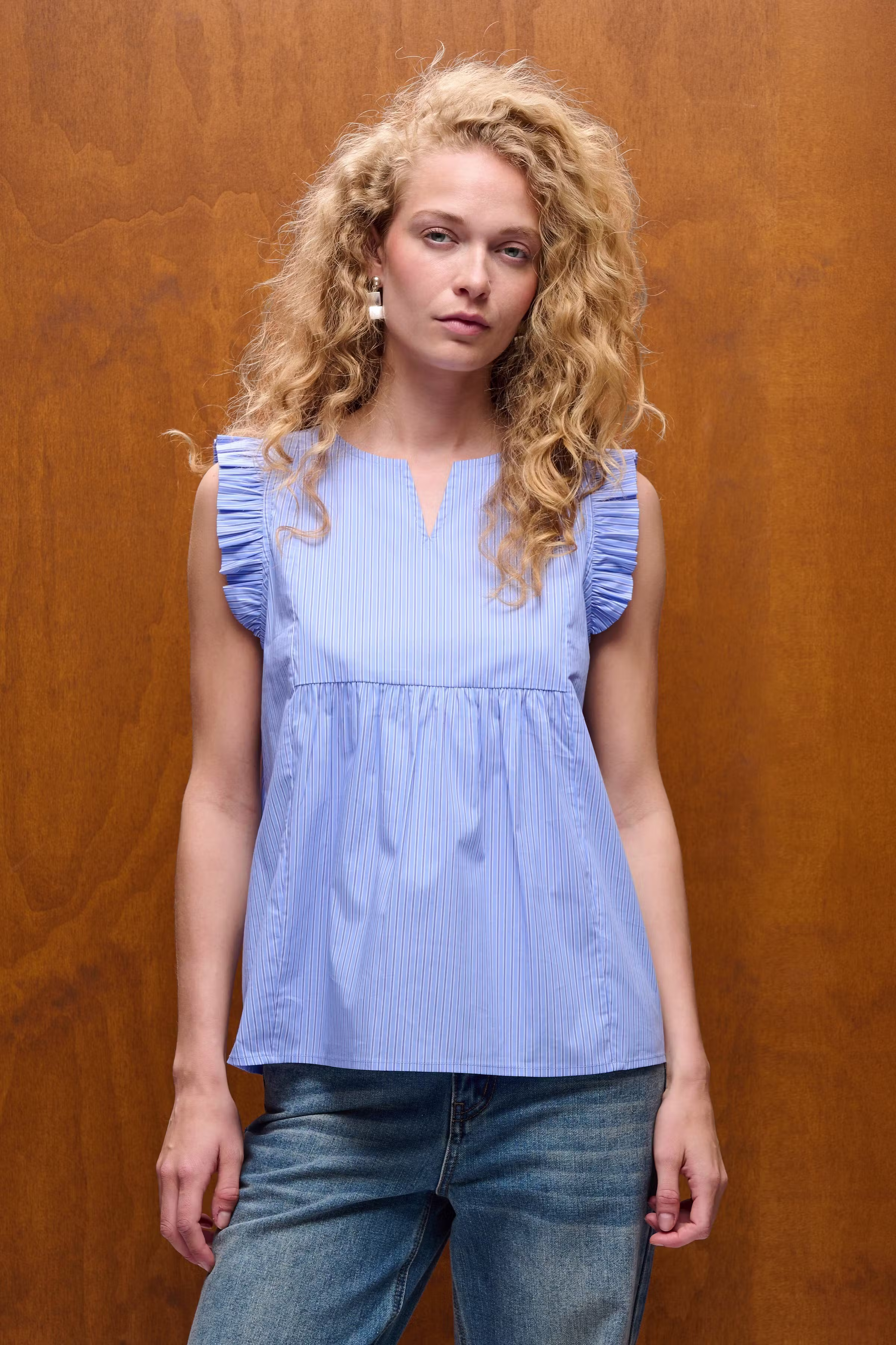 CUveda Top LOOKBOOK DETAIL 50113695-109692