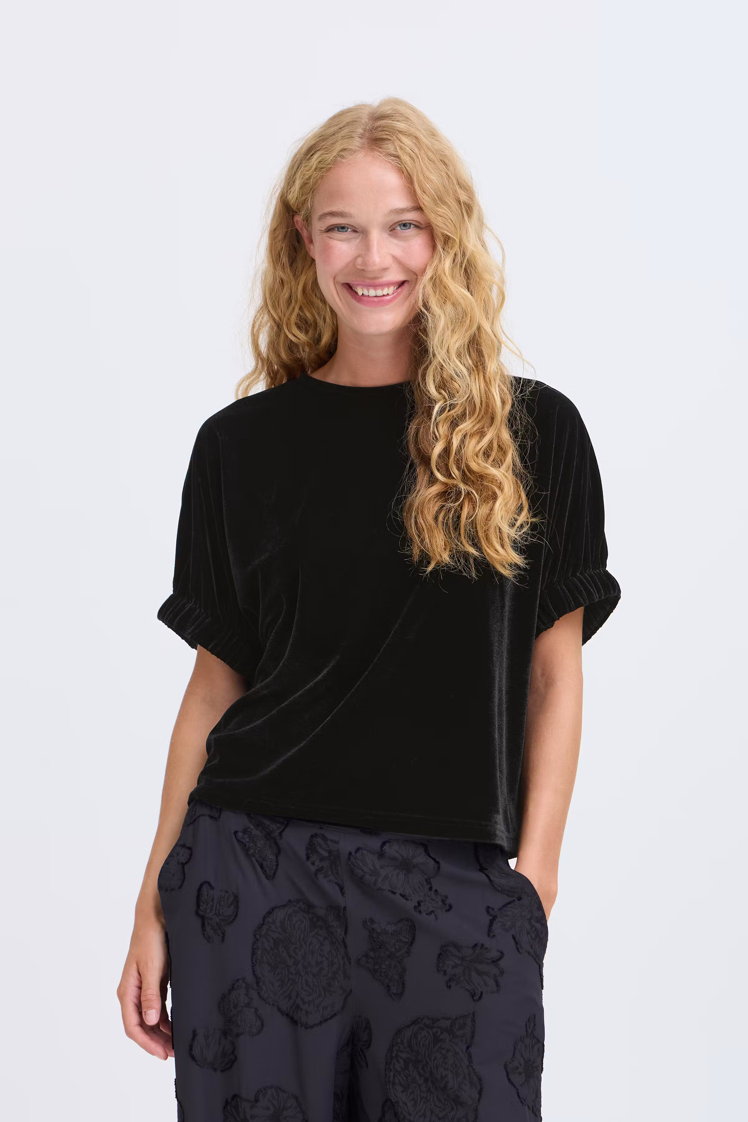 BYPERRIN Bluse LOOKBOOK FRONT 20819818-194008