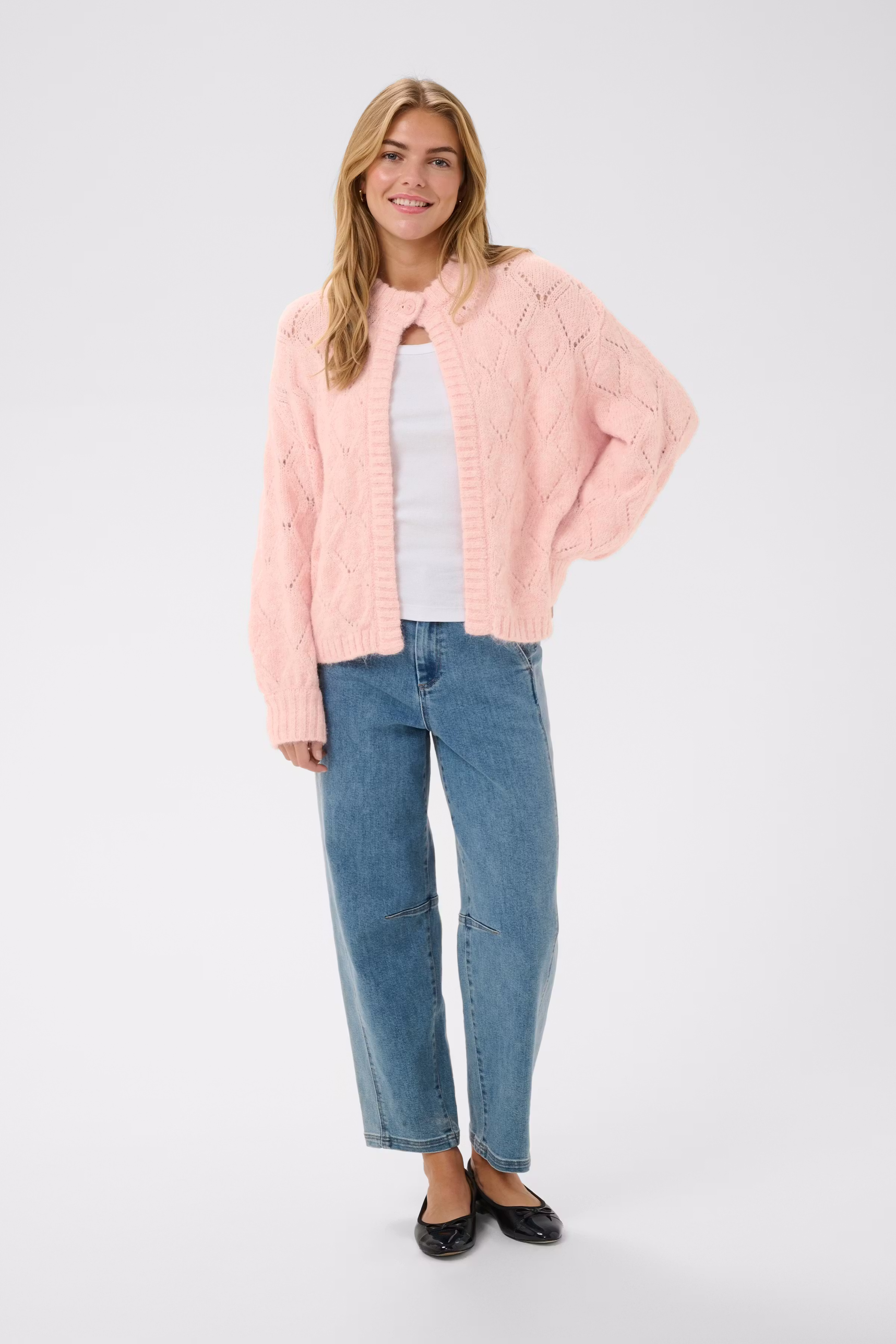 PavaaniSZ Cardigan LOOKBOOK FRONT 30514924-131904