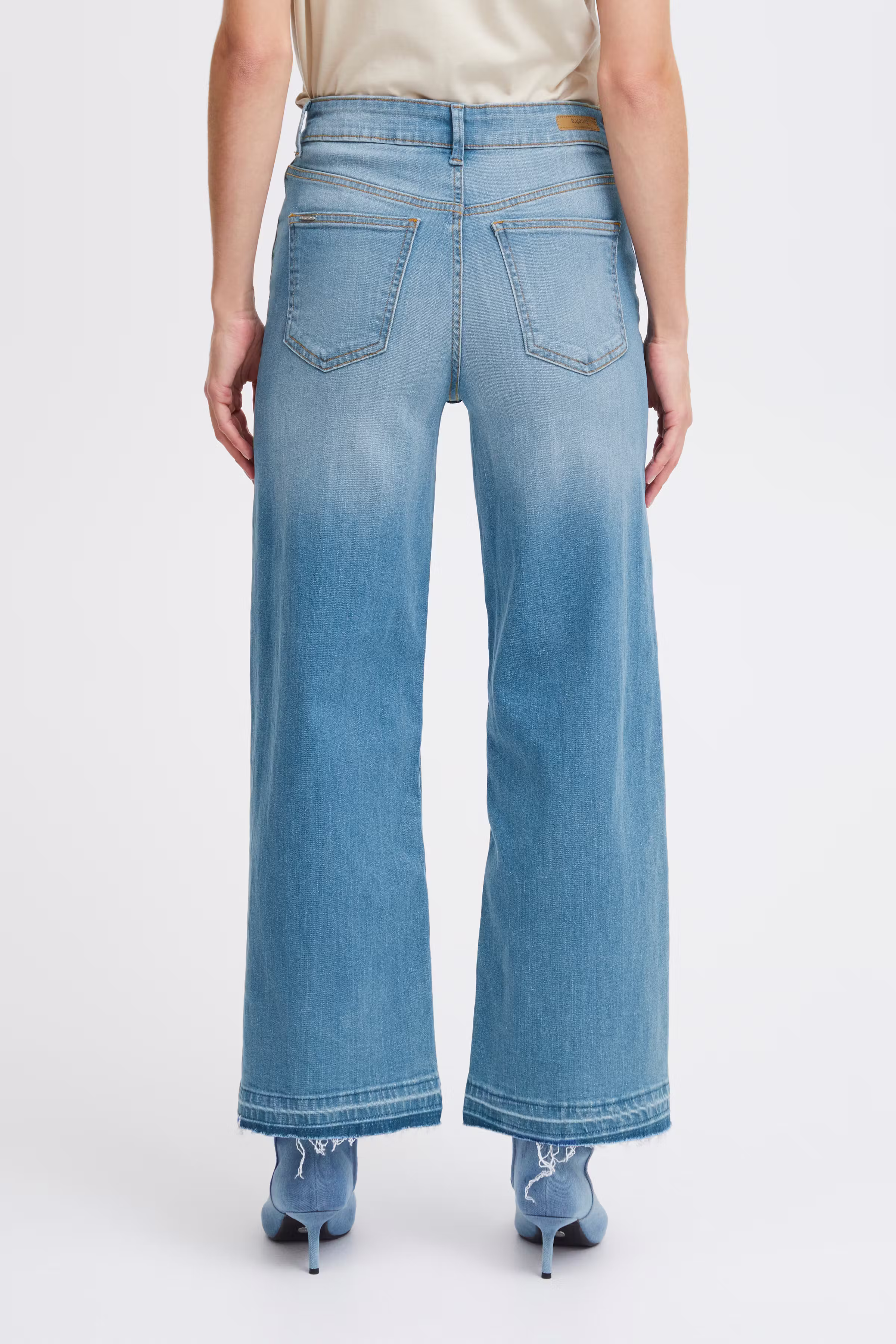 BYKATO Jeans LOOKBOOK BACK 20814511-200460