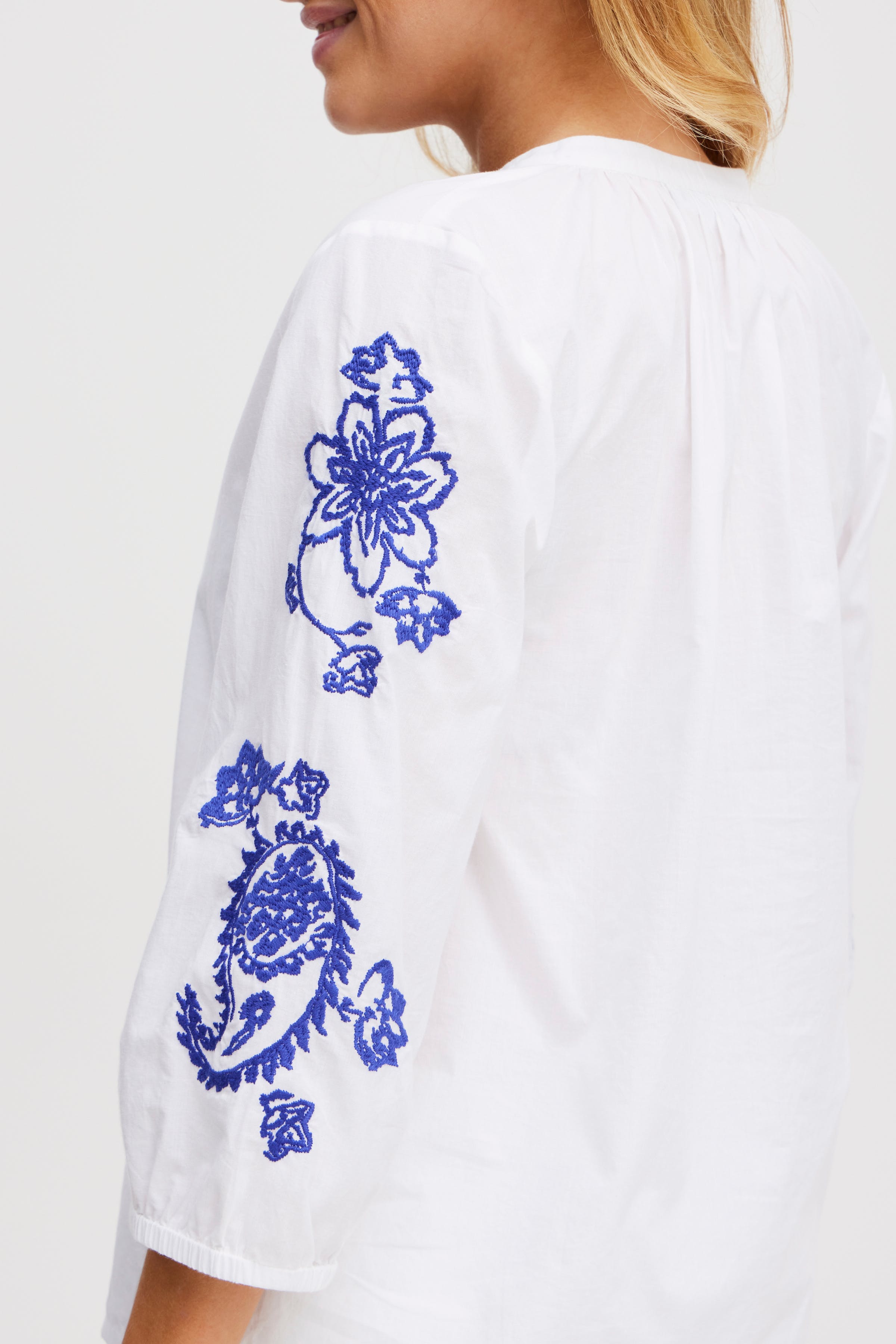 PZKATHRINE Overhemd LOOKBOOK DETAIL 50208238-110601