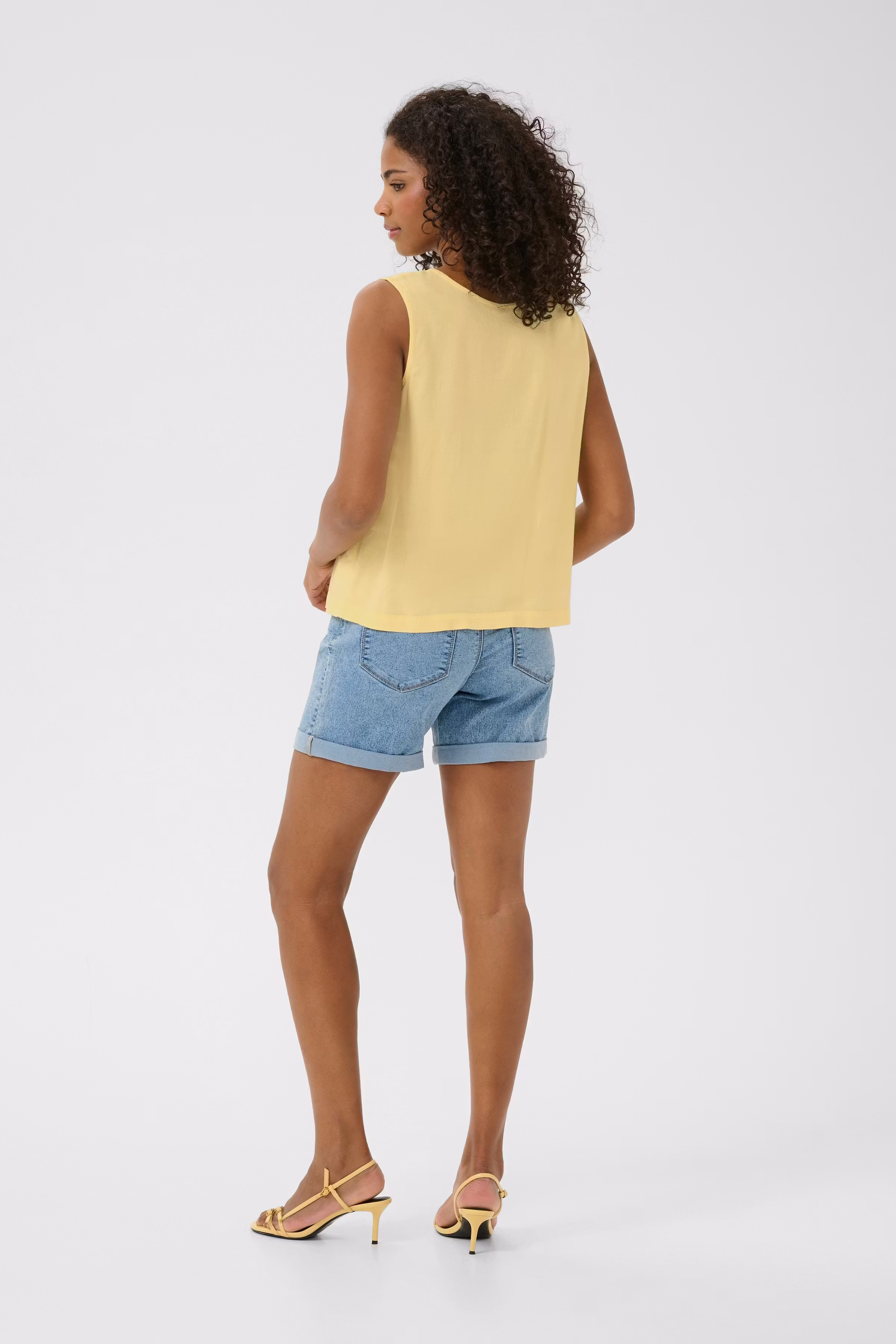 KAmilia Linen Blouse LOOKBOOK BACK 10510158-130922