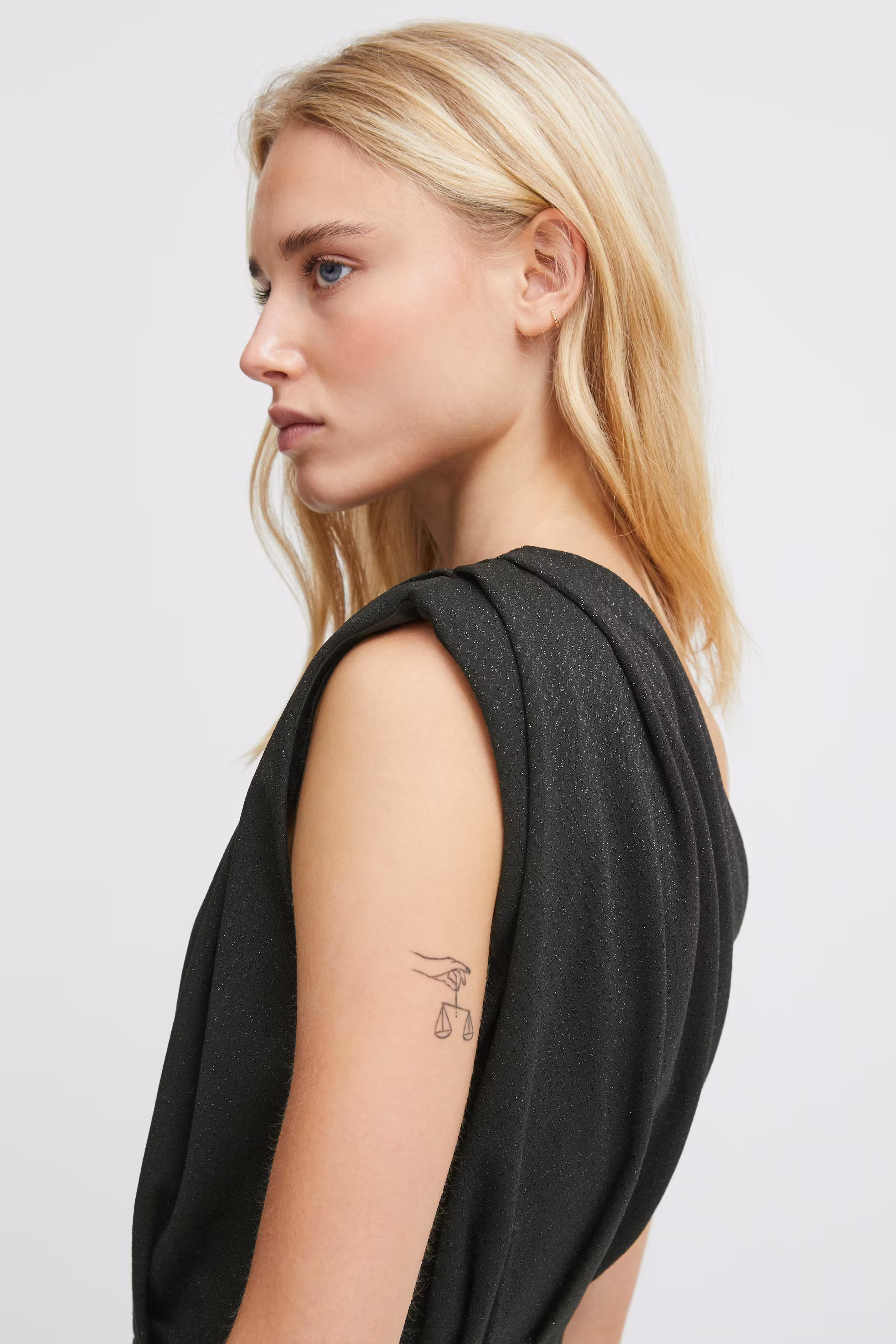 IHKATE Bukser LOOKBOOK DETAIL 20119923-194008