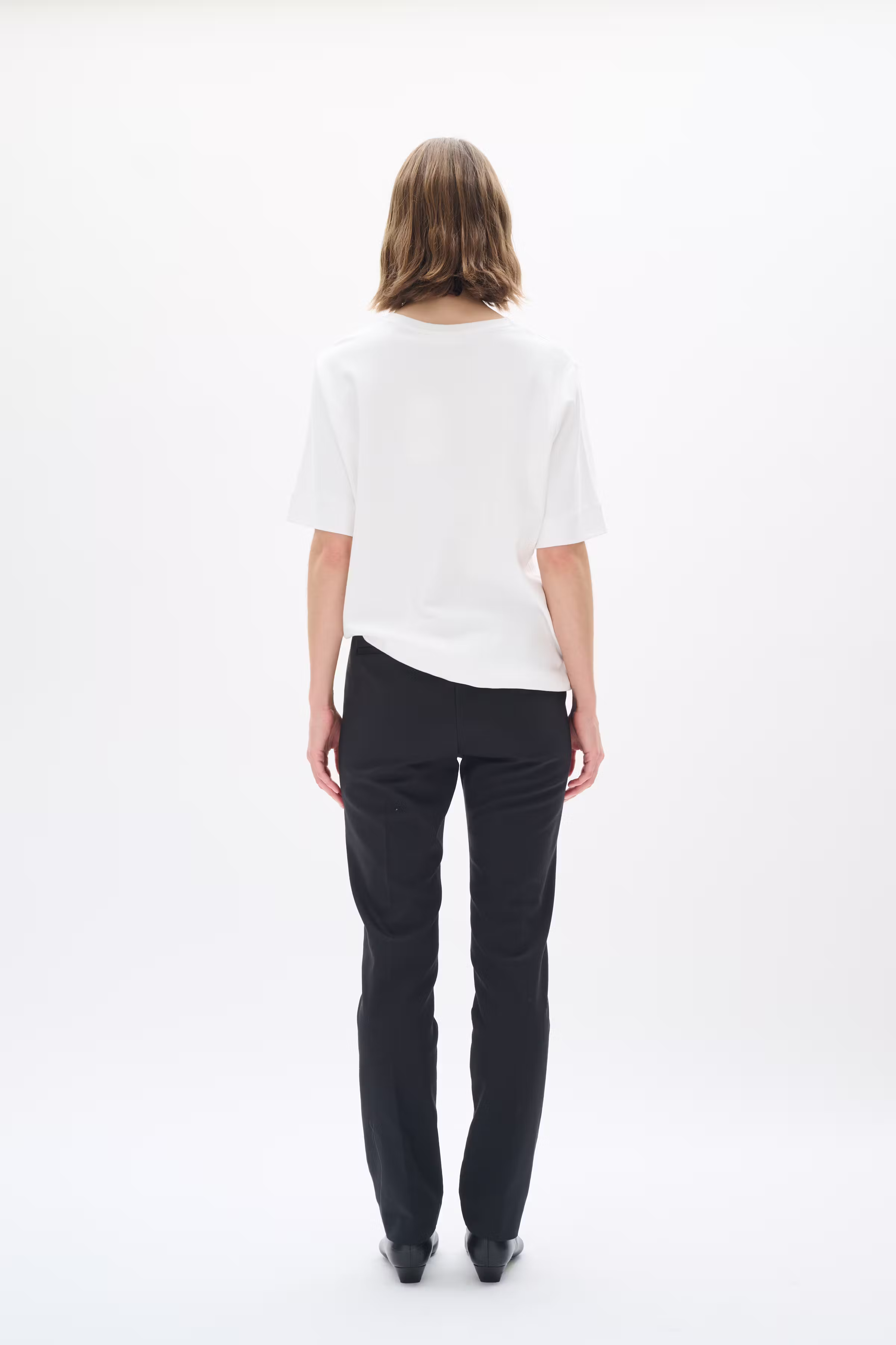 ZellaIW Trousers LOOKBOOK BACK 30110334-194008
