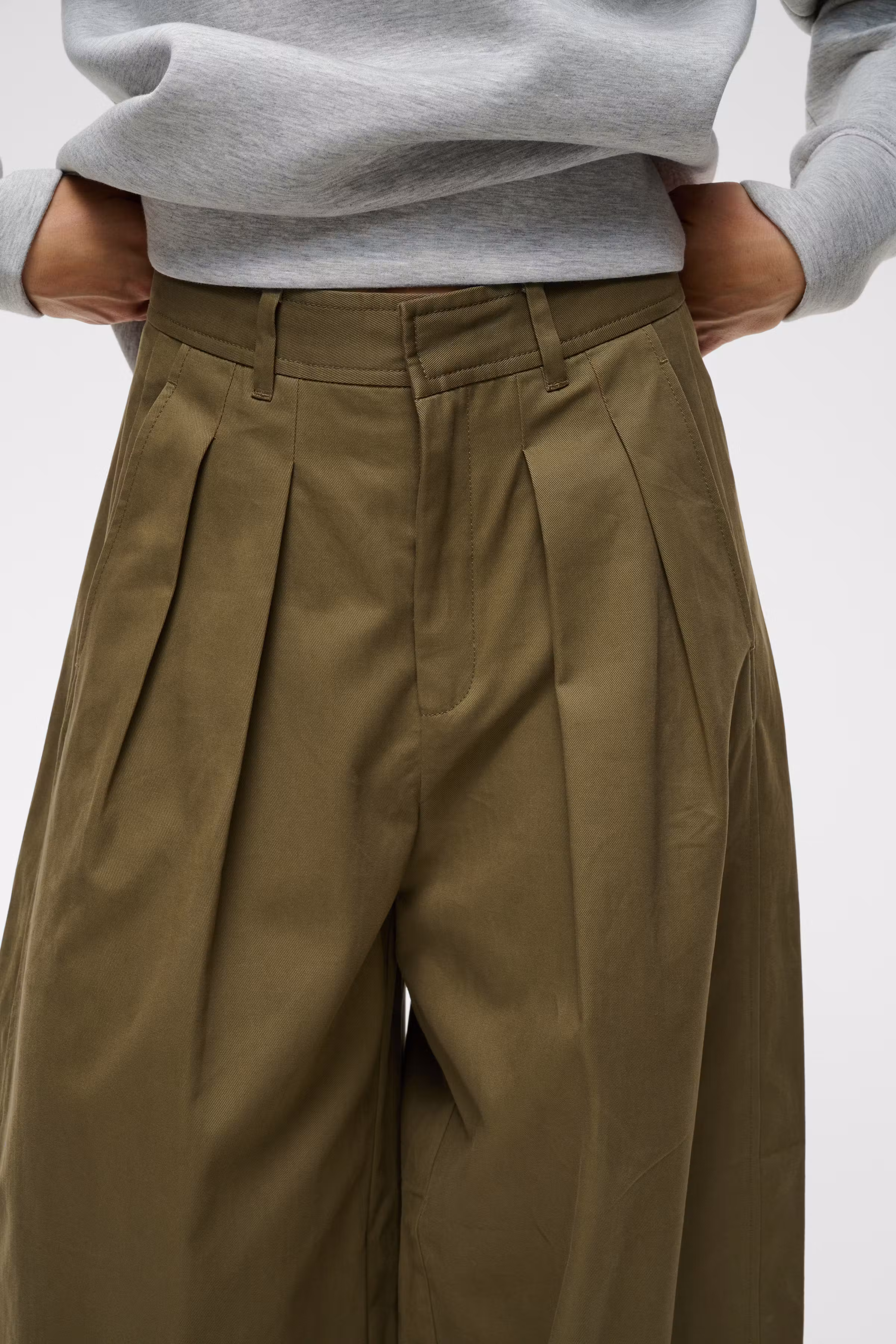 LukkiaIW Barrel pant LOOKBOOK DETAIL 30111445-190312