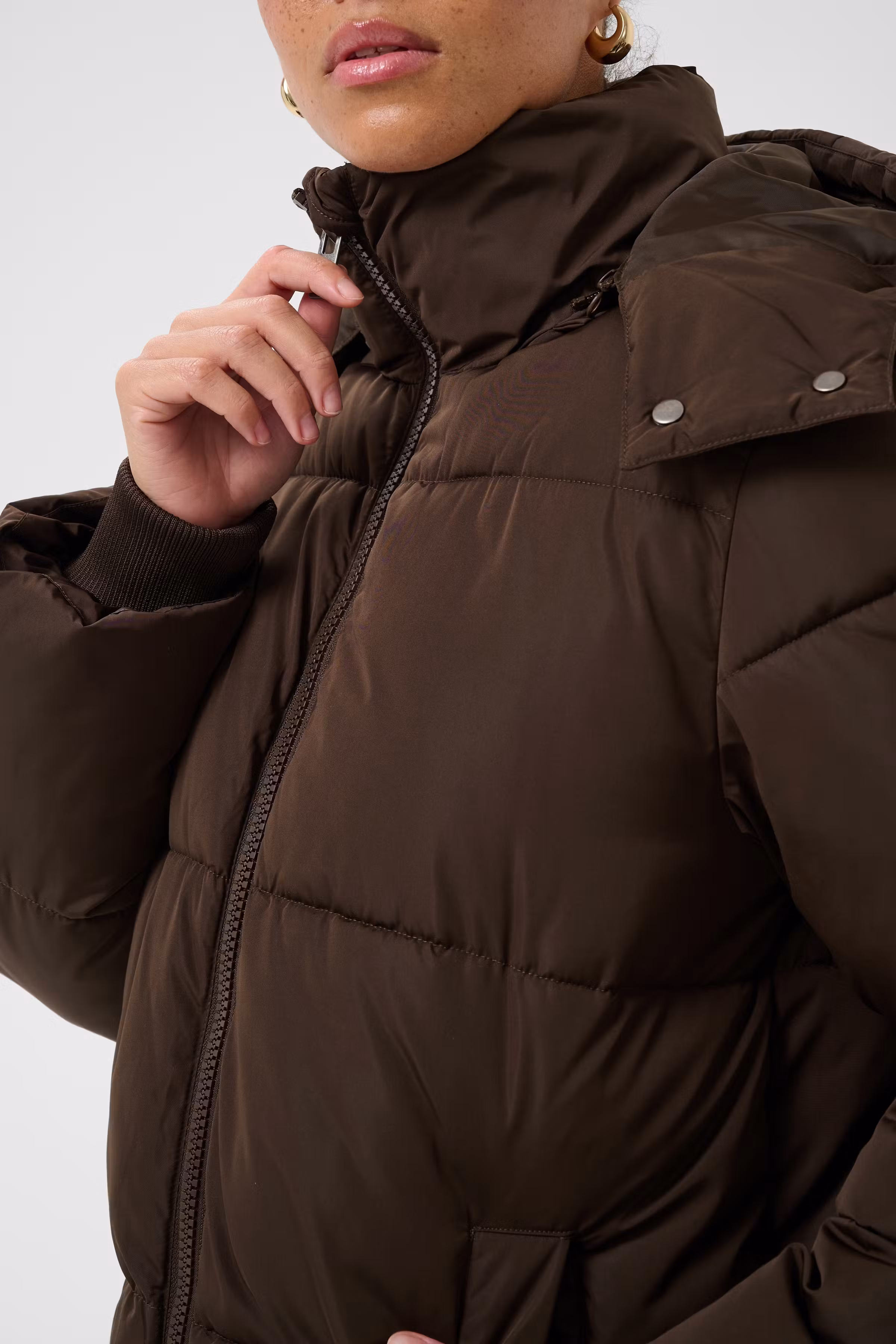 KAnikalui Outerwear LOOKBOOK DETAIL 10511828-190915