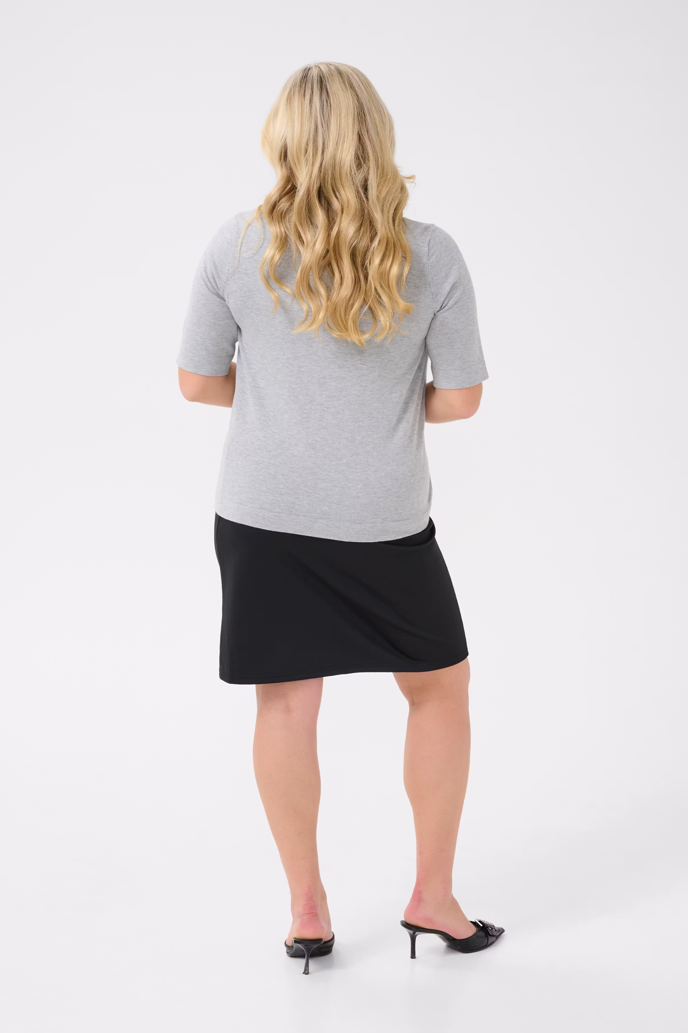 KClizzy Pullover LOOKBOOK BACK 10583483-100126